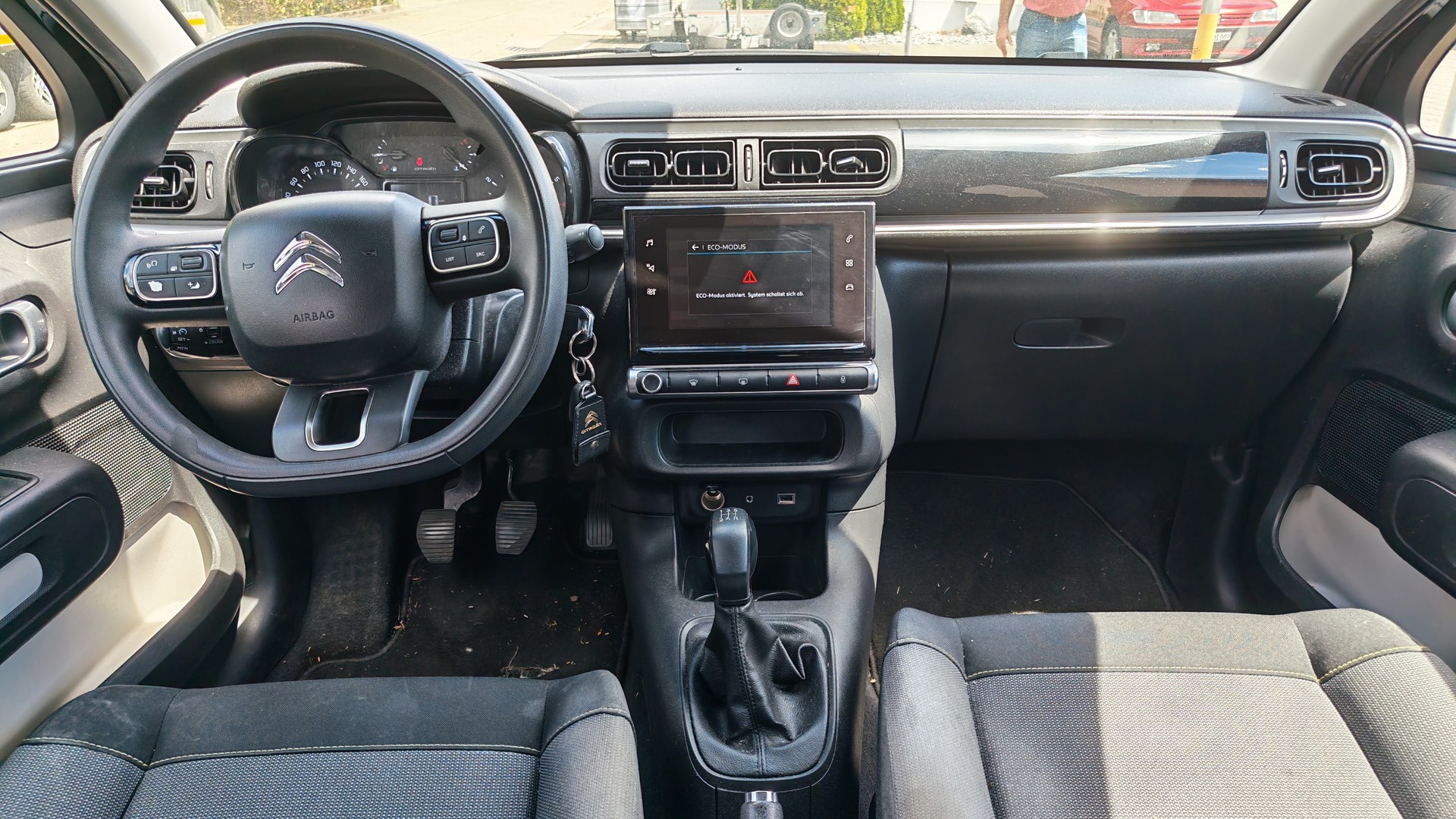 CITROEN C3 1.2i PureTech Feel-image-5