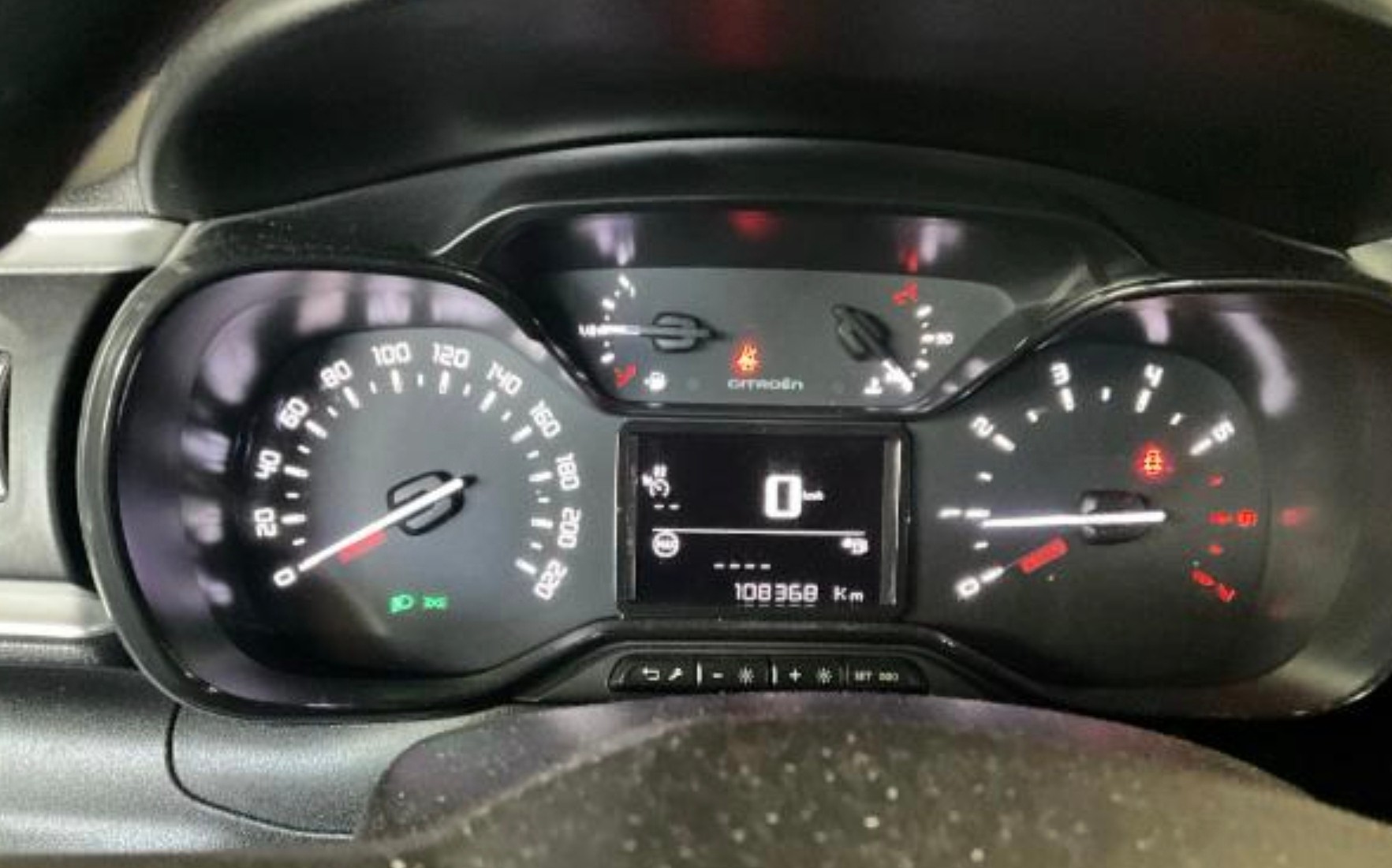 CITROEN C3 1.2i PureTech Feel-image-11