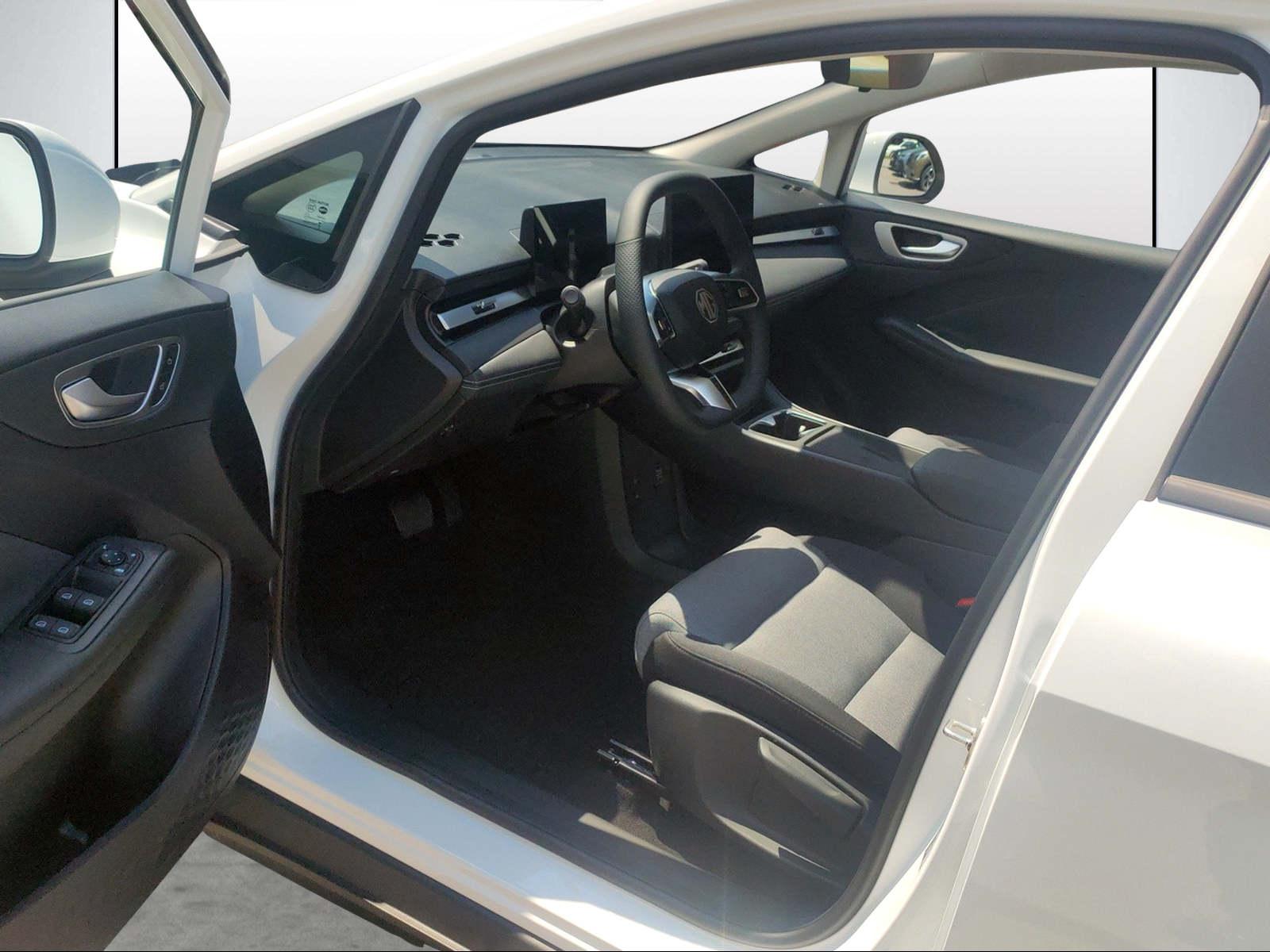 MG 4 Urban 43kWh Comfort-image-5