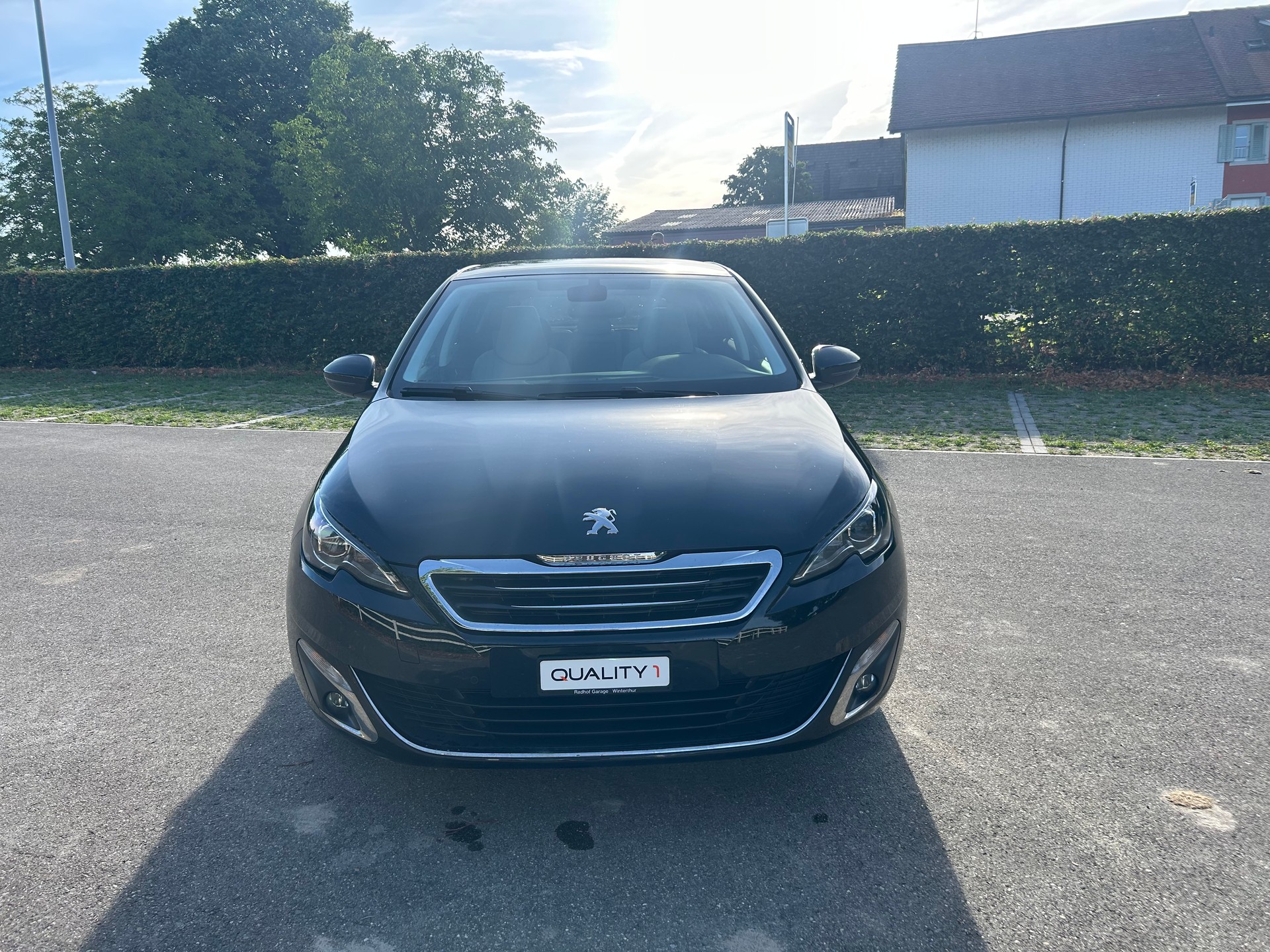 PEUGEOT 308 1.2 THP Allure-image-7