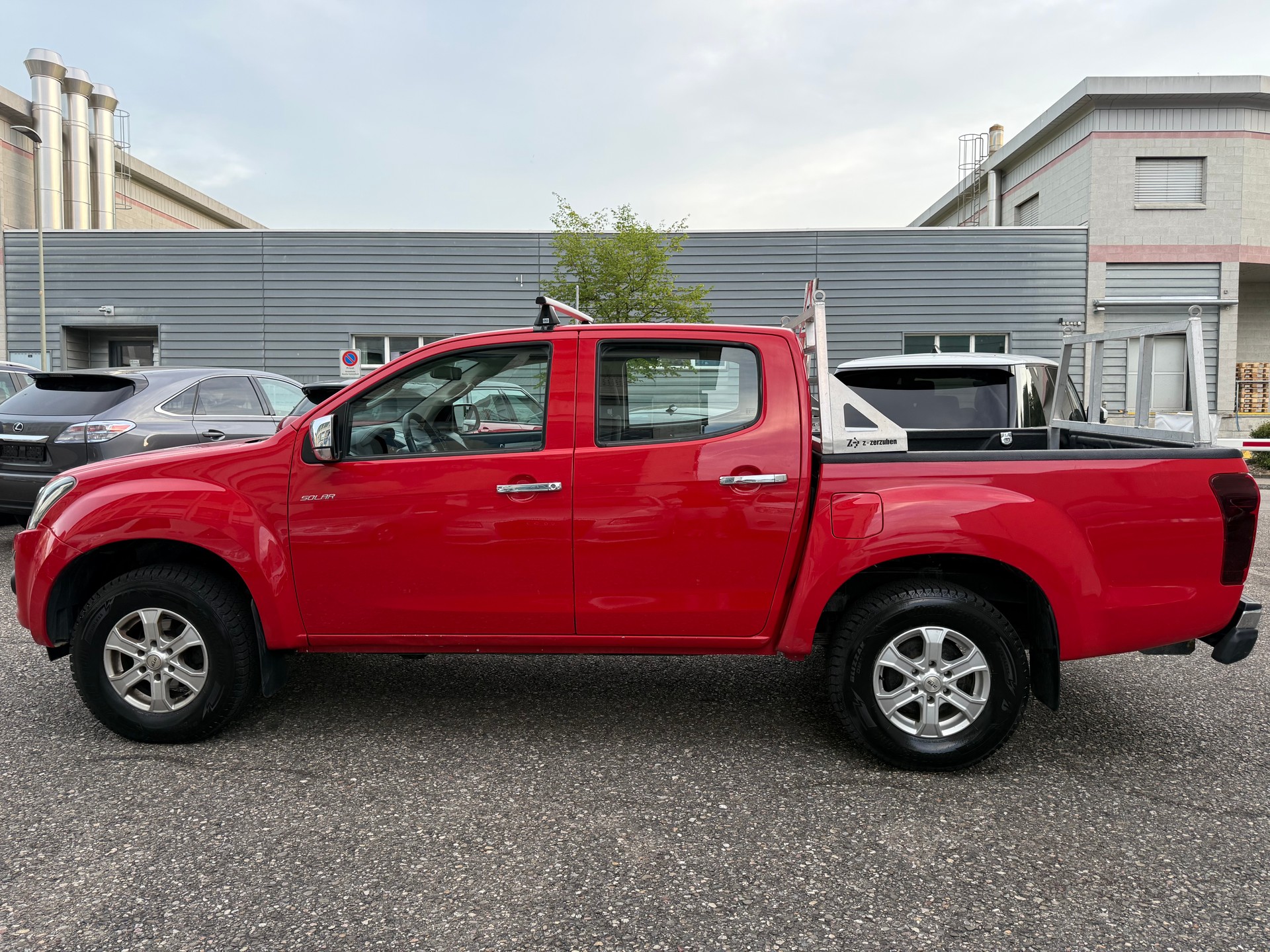 ISUZU D-MAX 1.9 Crew Cab Solar 4x4 A-image-1