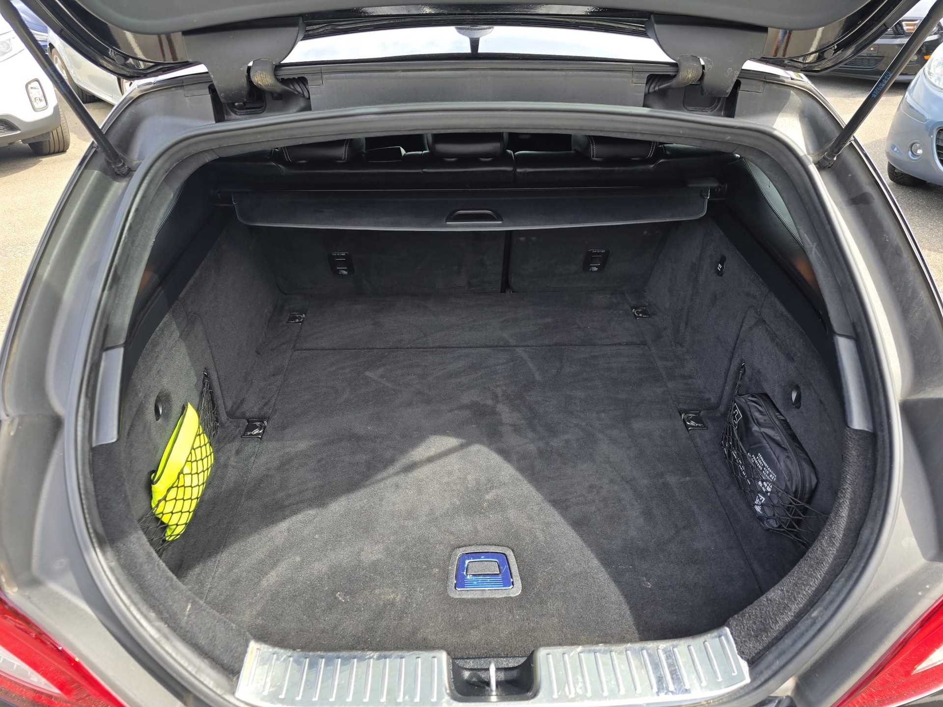 MERCEDES-BENZ CLS Shooting Brake 400 4Matic 7G-Tronic-image-23