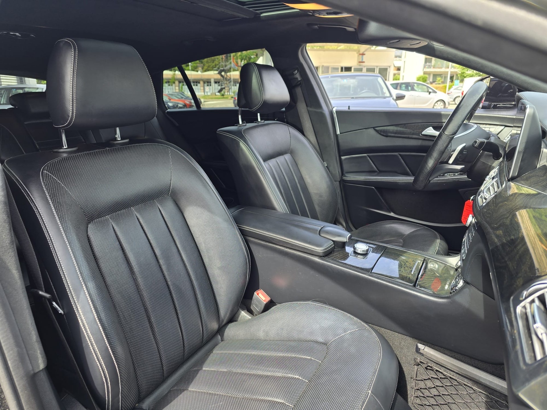 MERCEDES-BENZ CLS Shooting Brake 400 4Matic 7G-Tronic-image-14