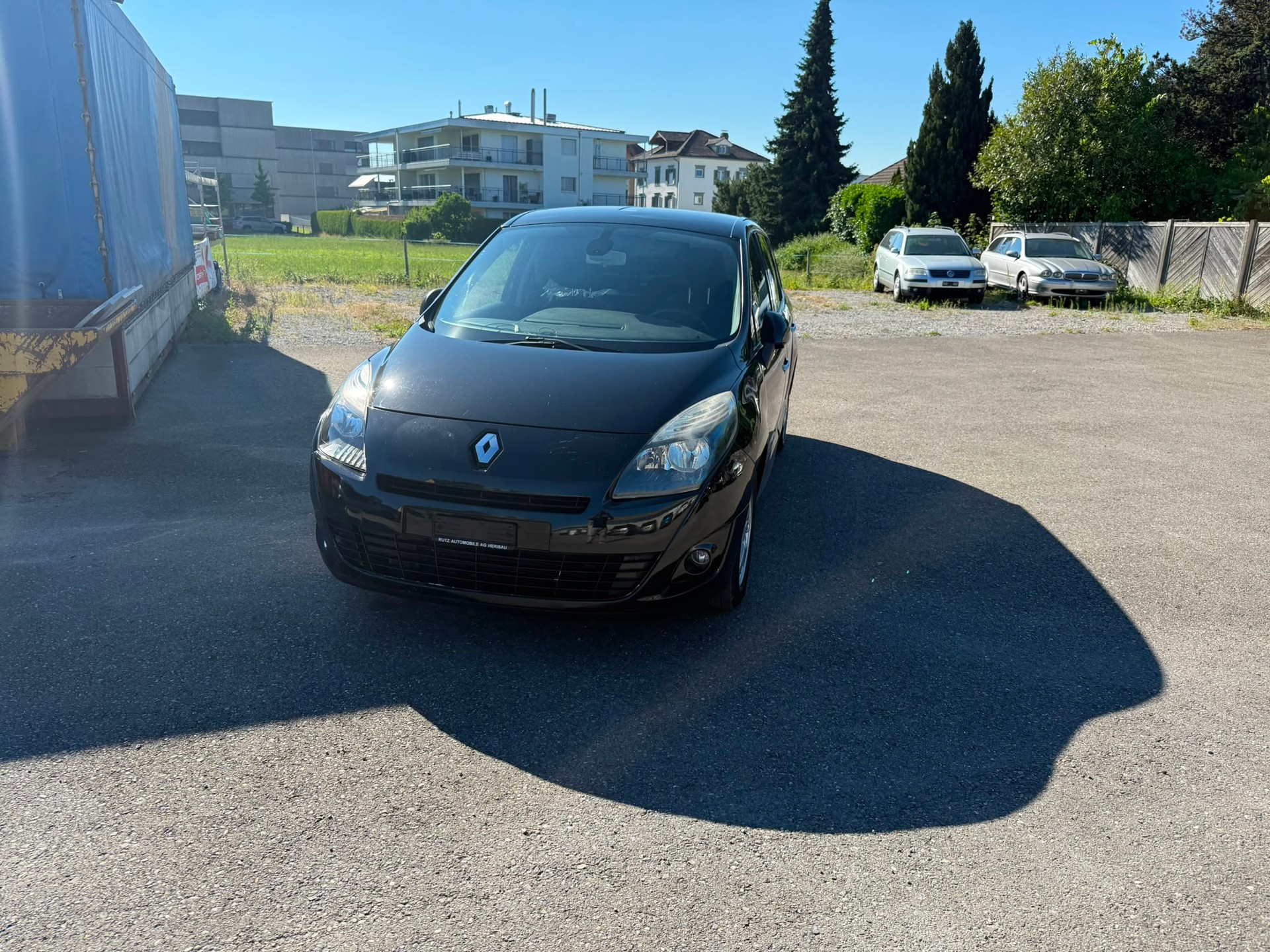 RENAULT Grand Scénic 1.4 16V Turbo Dynamique-image-1
