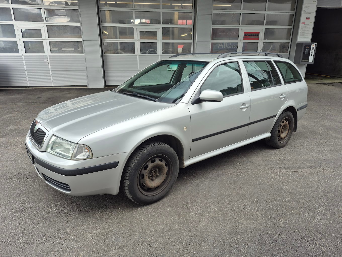 SKODA Octavia 1.9 TDI Tour 4x4-image-1
