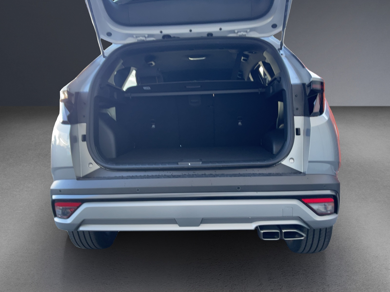 HYUNDAI Tucson 1.6 TGDI HEV Origo 4WD Black Line-image-12