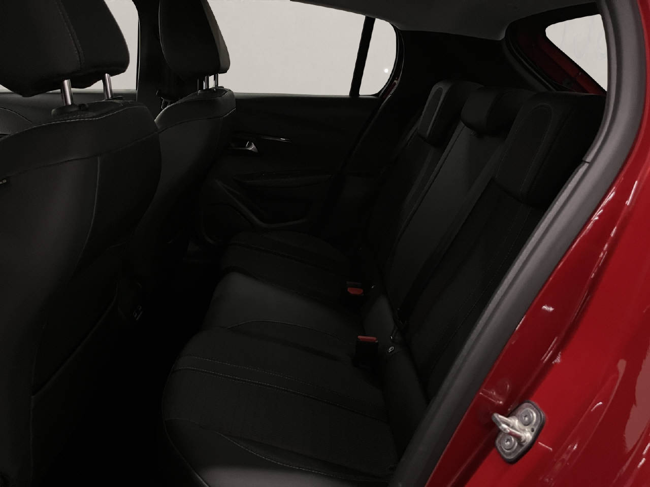 PEUGEOT 208 e-Allure Pack-image-14