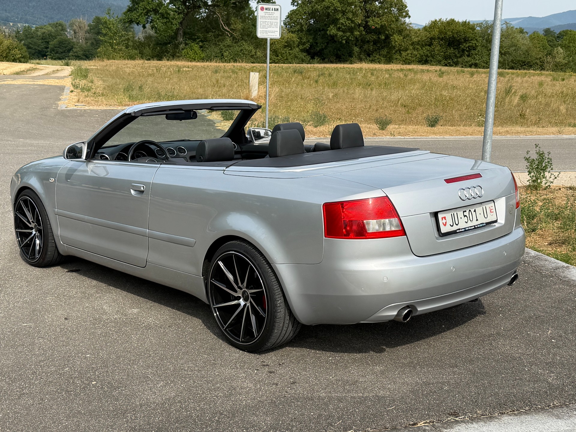 AUDI A4 Cabriolet 2.4 V6 Automatique-image-7