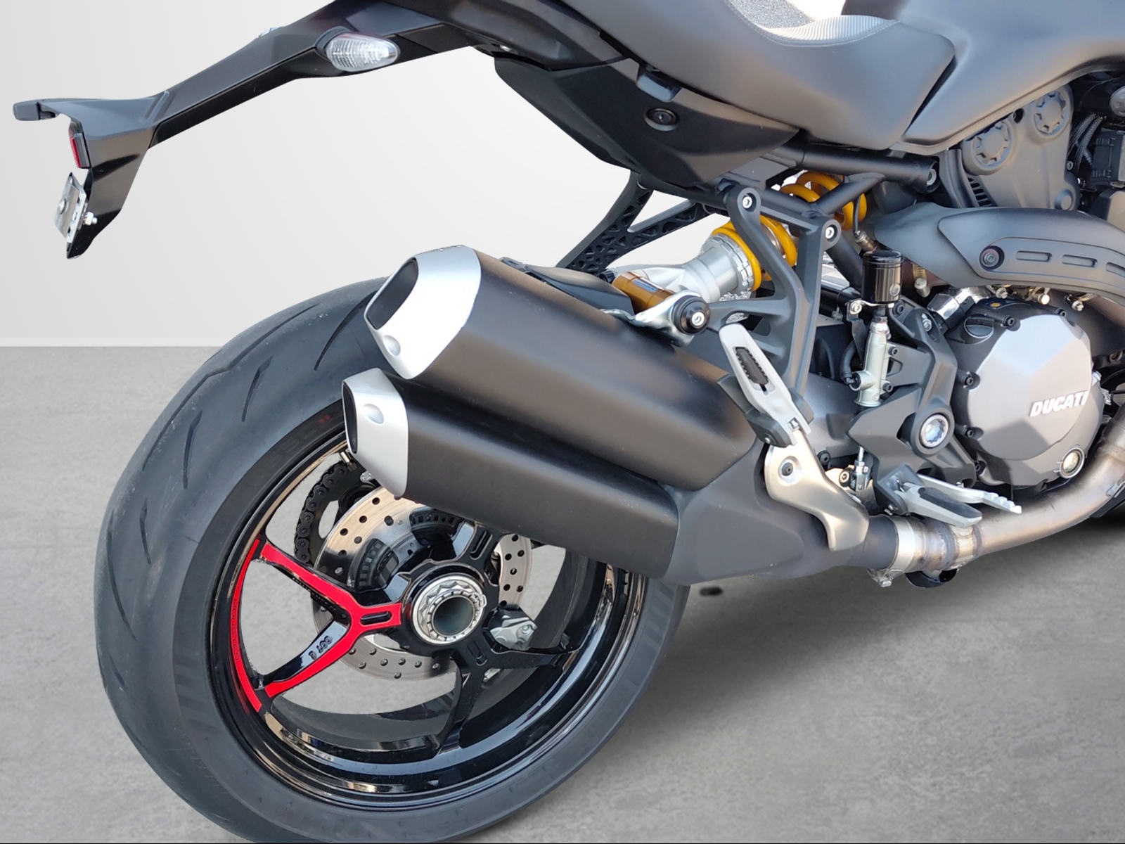 DUCATI Monster 1200 S-image-7