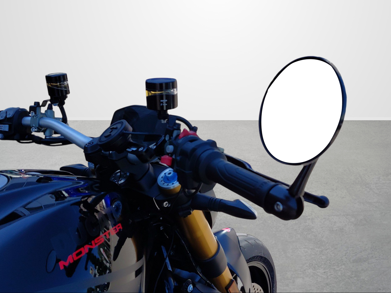DUCATI Monster 1200 S-image-13