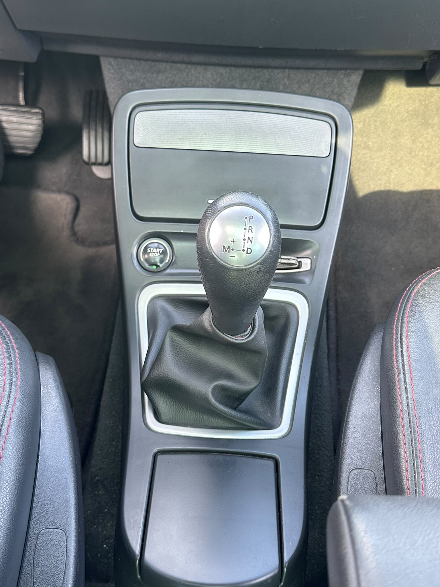 RENAULT Espace 2.0 Turbo Tech'Run Automatic-image-17