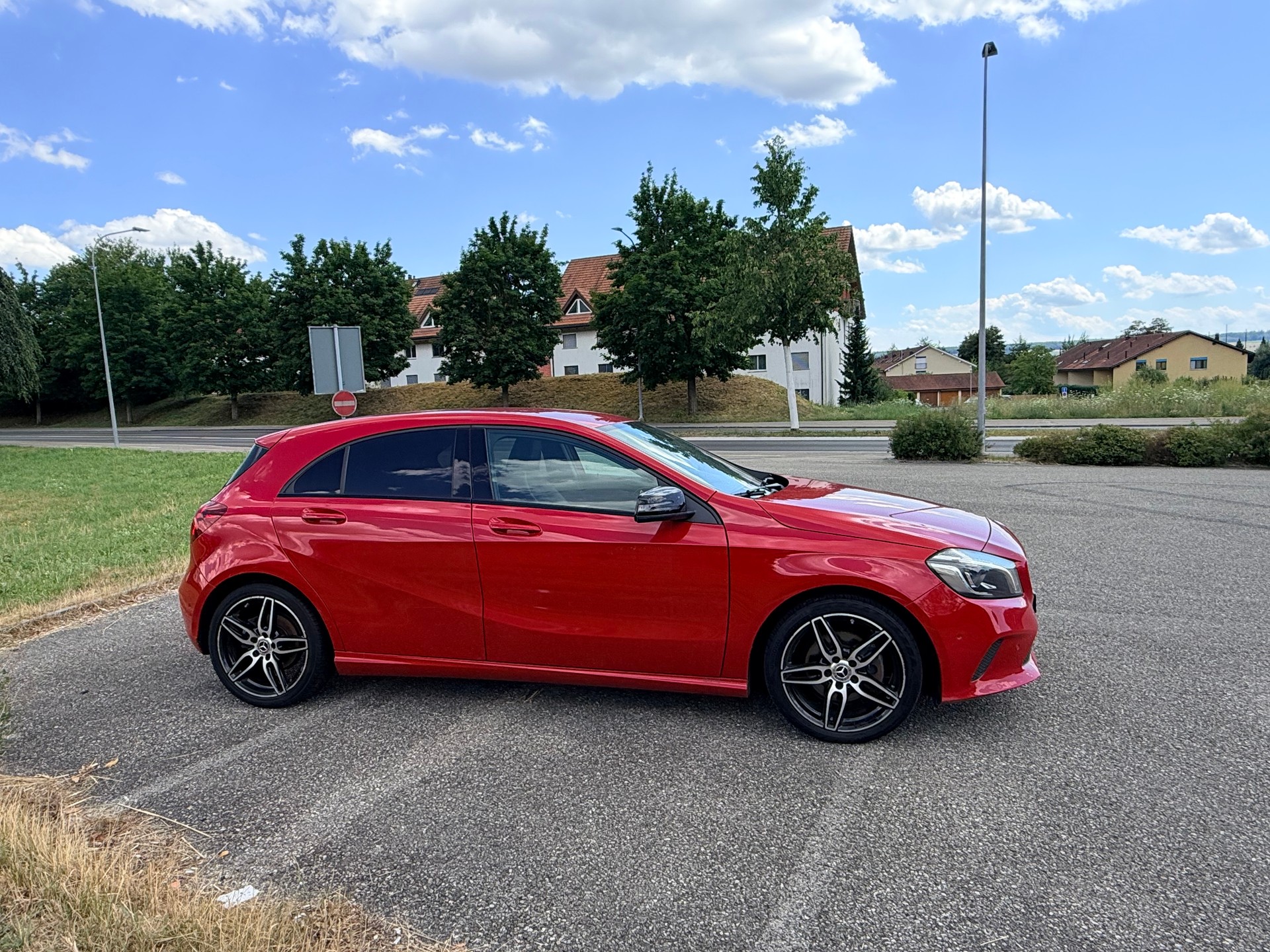 MERCEDES-BENZ A 200 Night Star 7G-DCT-image-6
