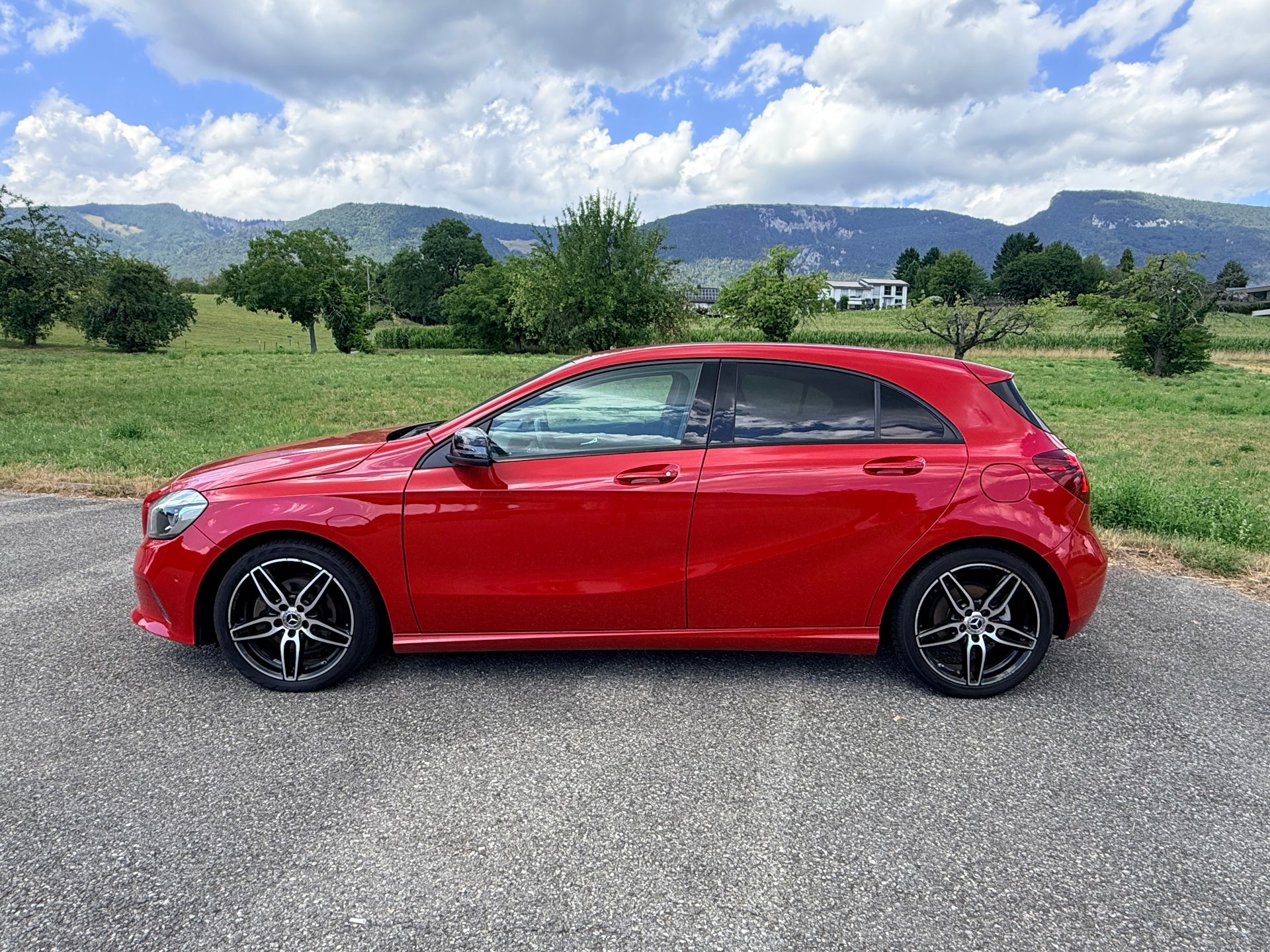 MERCEDES-BENZ A 200 Night Star 7G-DCT-image-5