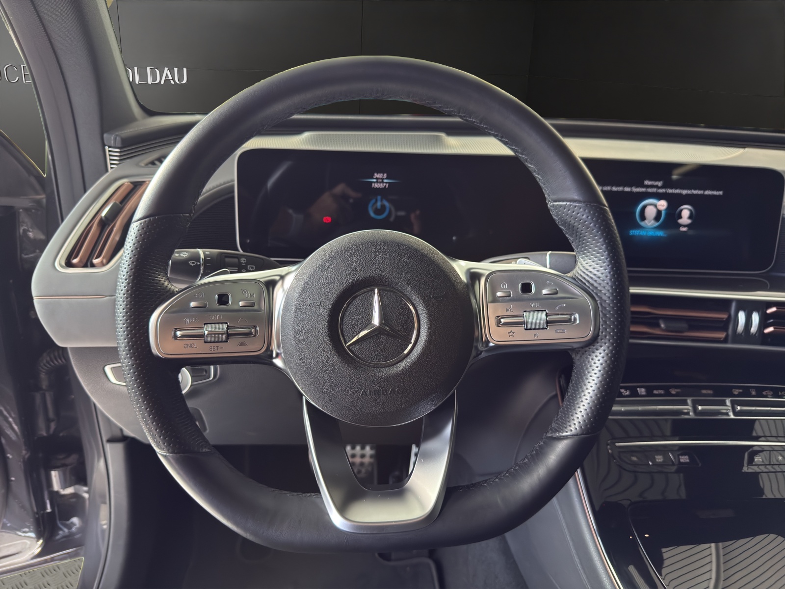 MERCEDES-BENZ EQC 400 AMG Line 4Matic SOH 91%-image-8