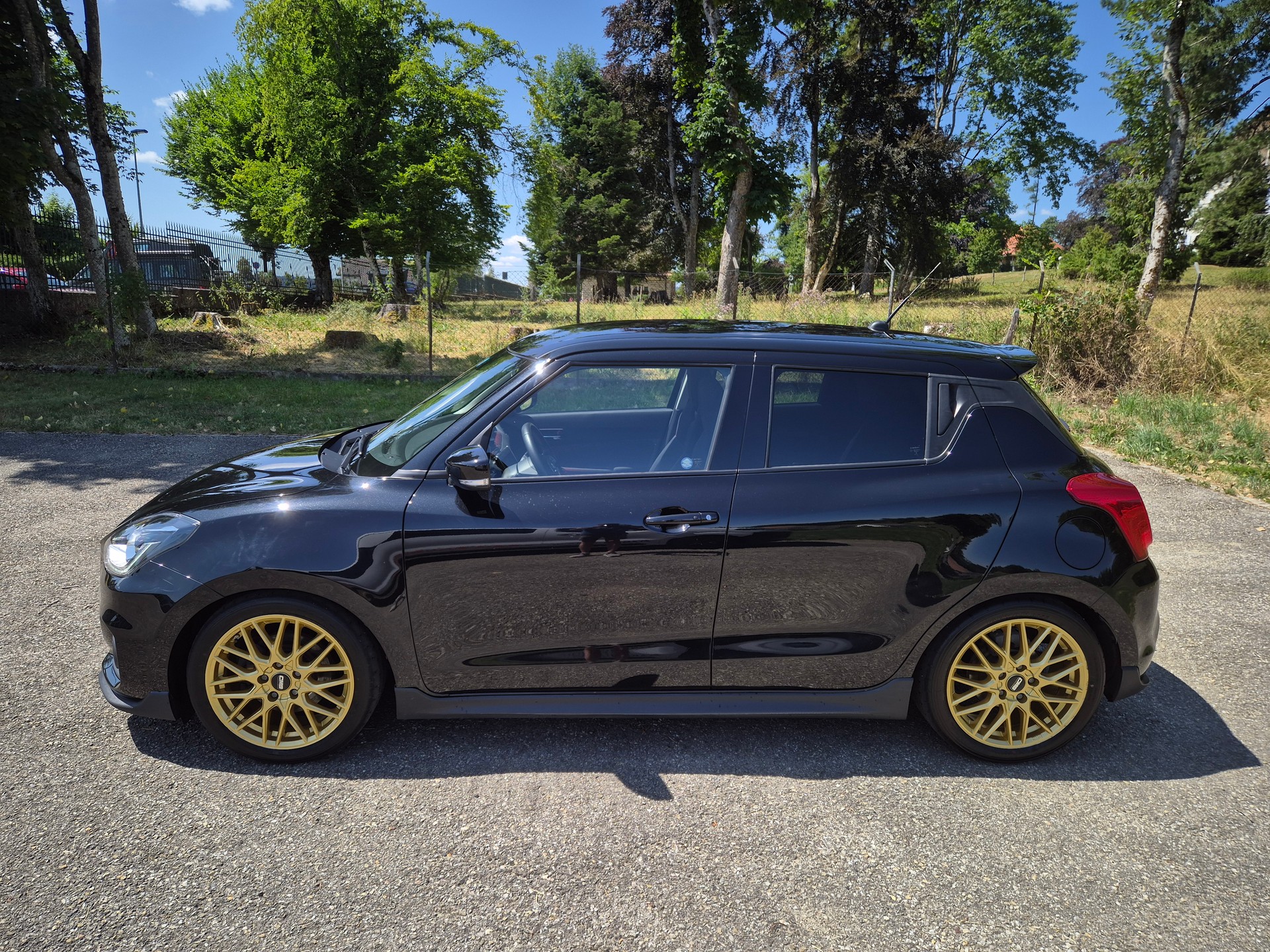 SUZUKI 1.4 T Sport Compact Top Hybrid-image-2