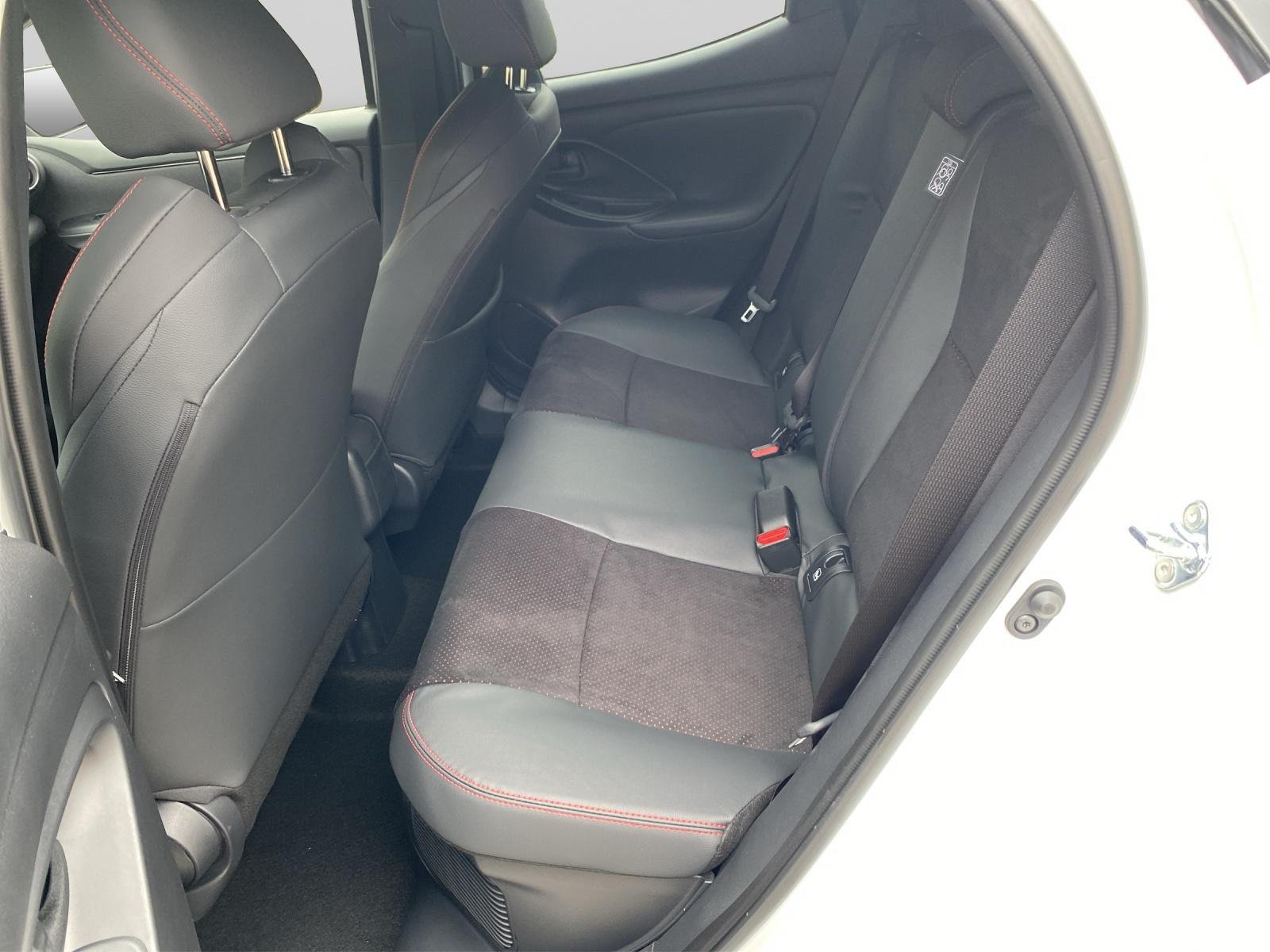 TOYOTA Yaris 1.5 VVT-i HSD GR Sport-image-8