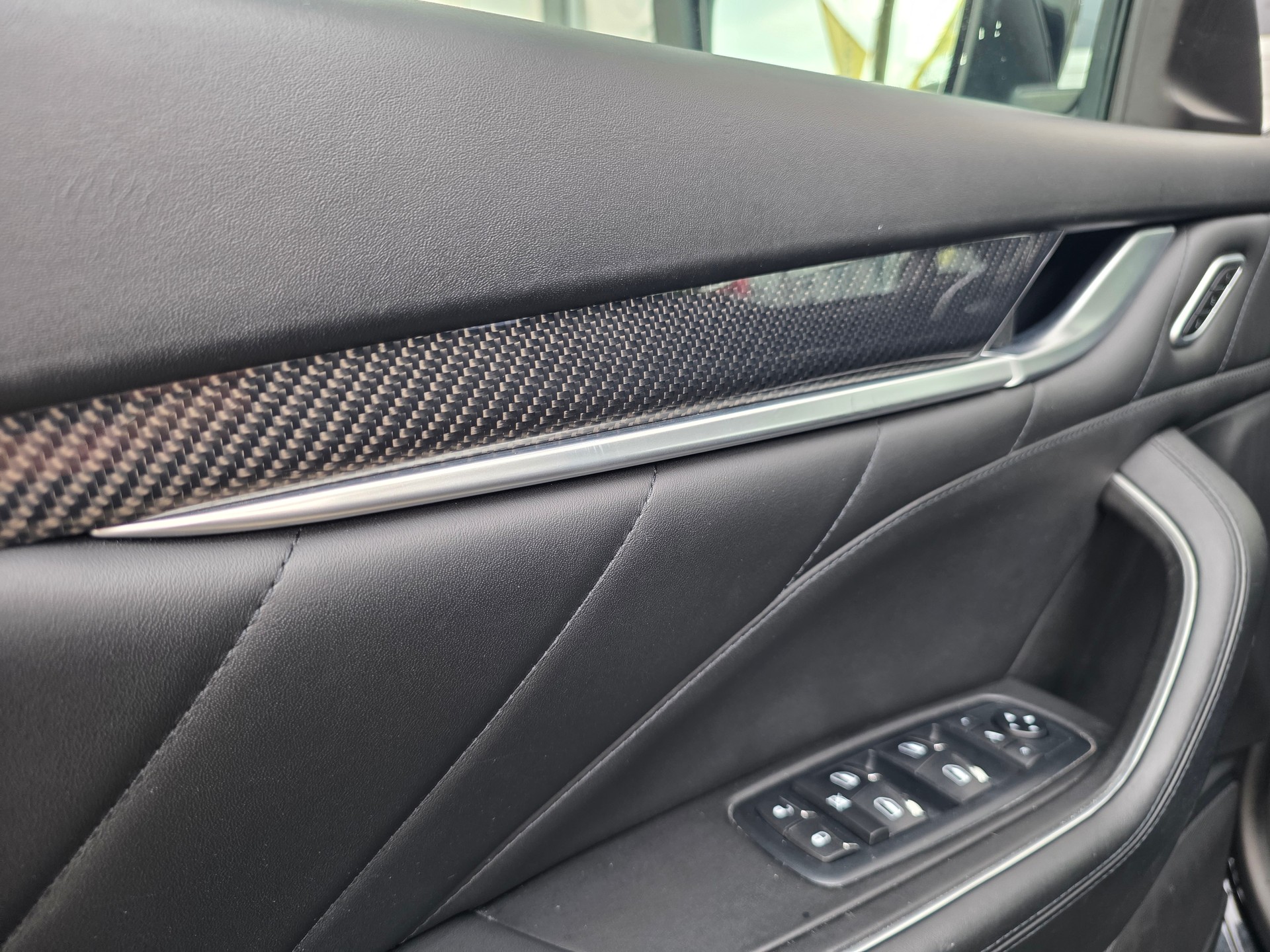 MASERATI Levante S 3.0 V6 Grand Sport | VOLLAUSSTATTUNG - CARBON PAKET/ 360° KAMERA/ PANORAMA/ ACC CRUISING CONTROL/ APPLE CARPLAY/-image-13