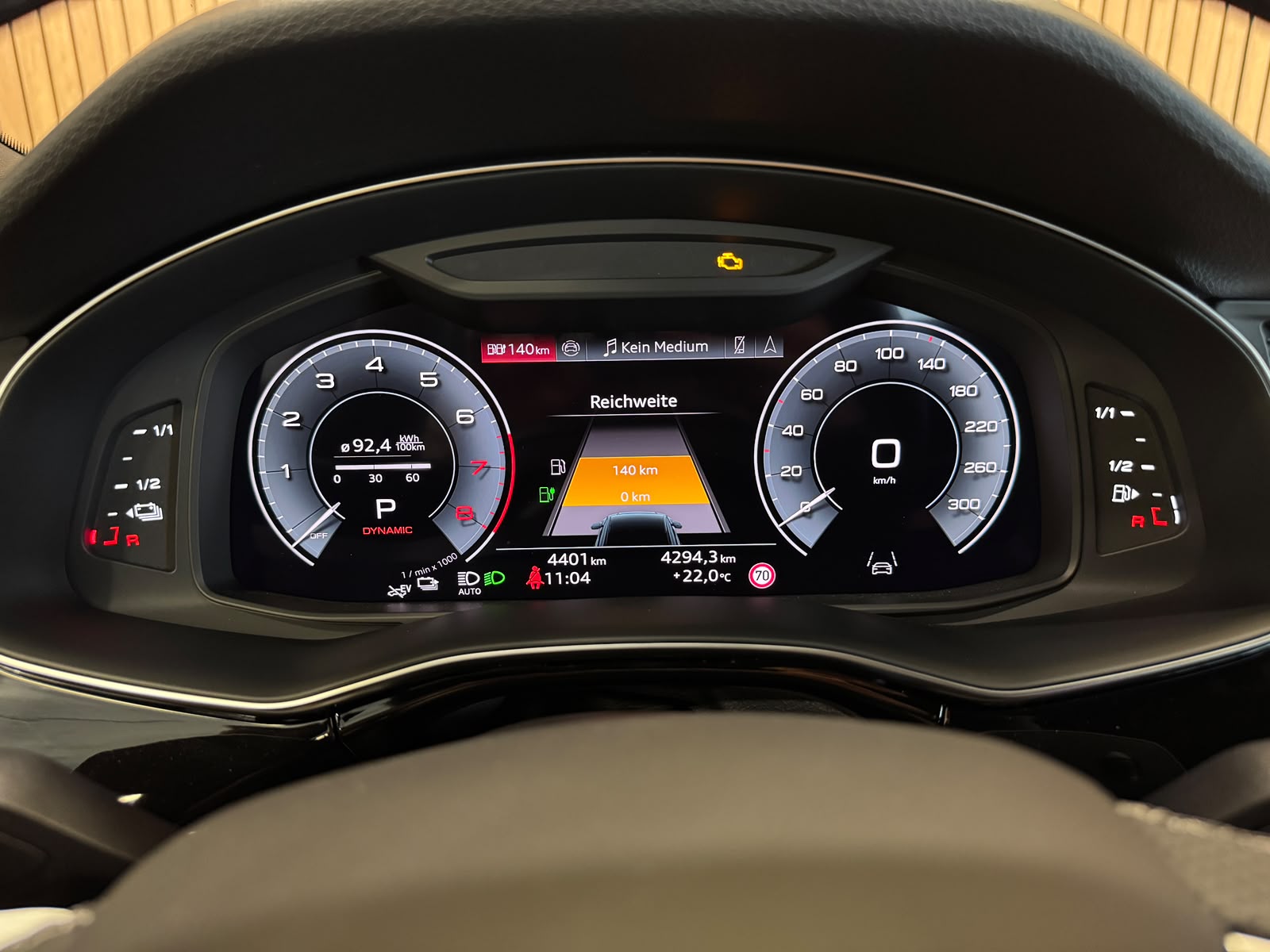AUDI Q8 55 TFSI e quattro PHEV tiptronic-image-13
