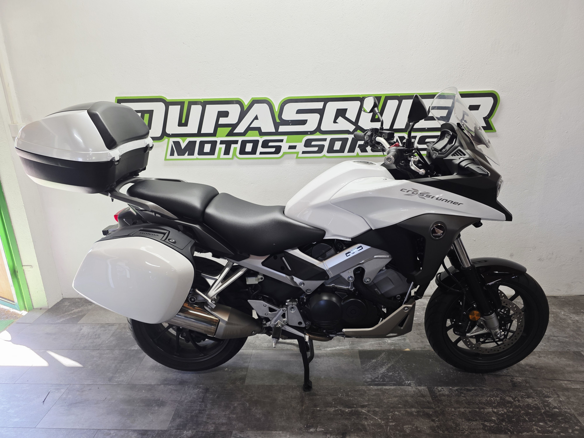 HONDA VFR 800 X Crossrunner-showroom-element-2