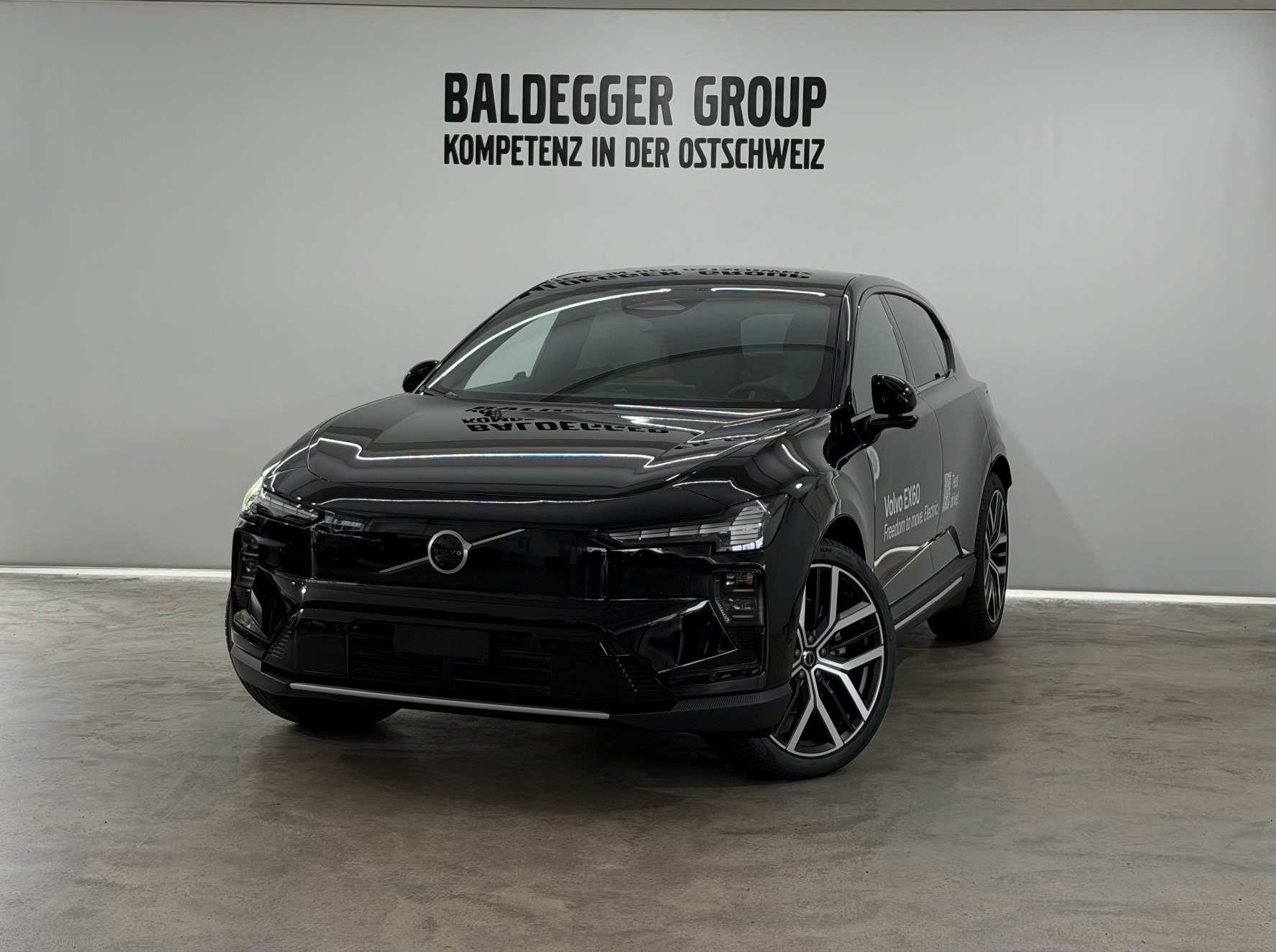 VOLVO EX60 Twin Ultra AWD-image-0