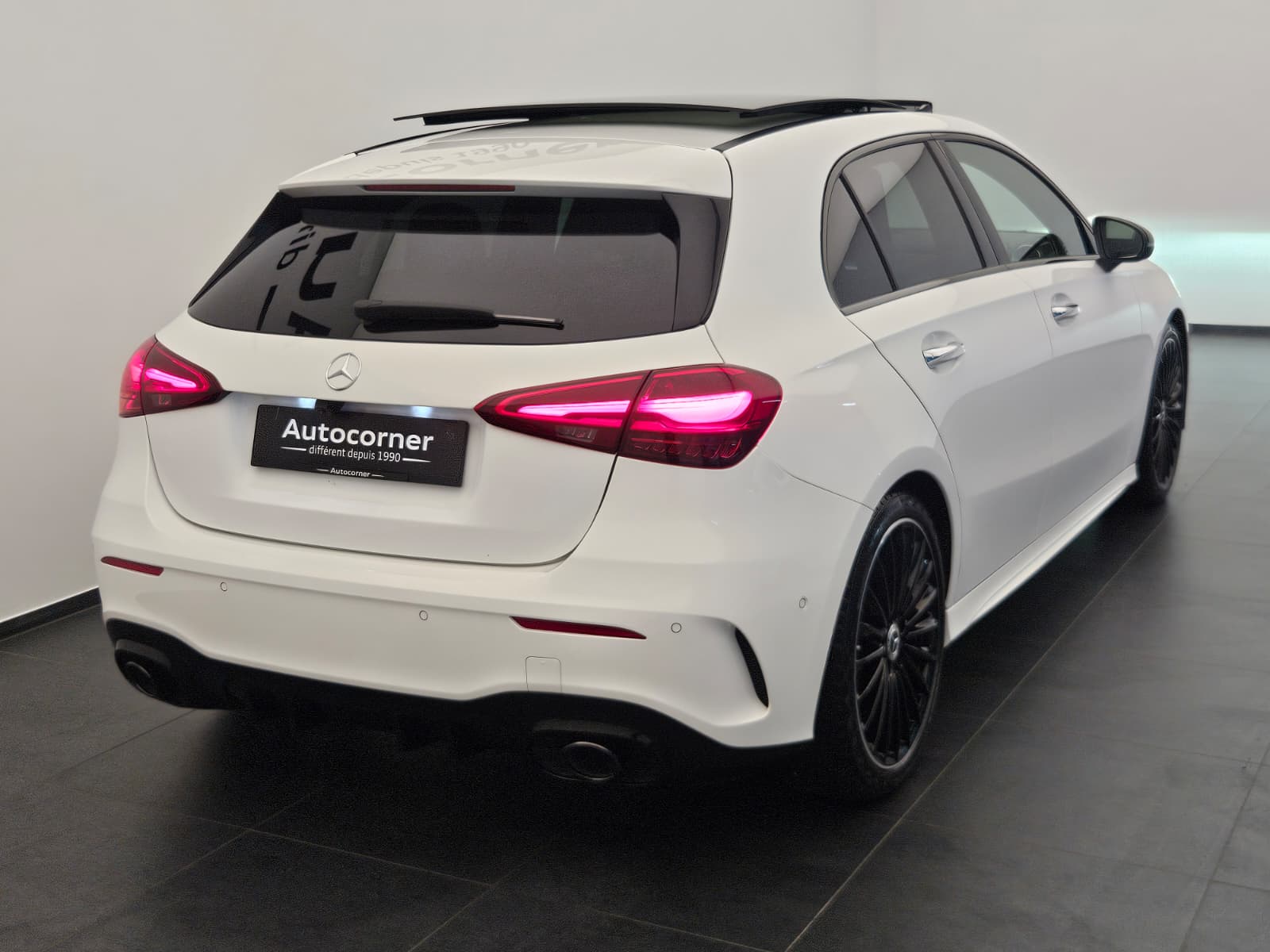 MERCEDES-BENZ A 200 7G-DCT-image-6