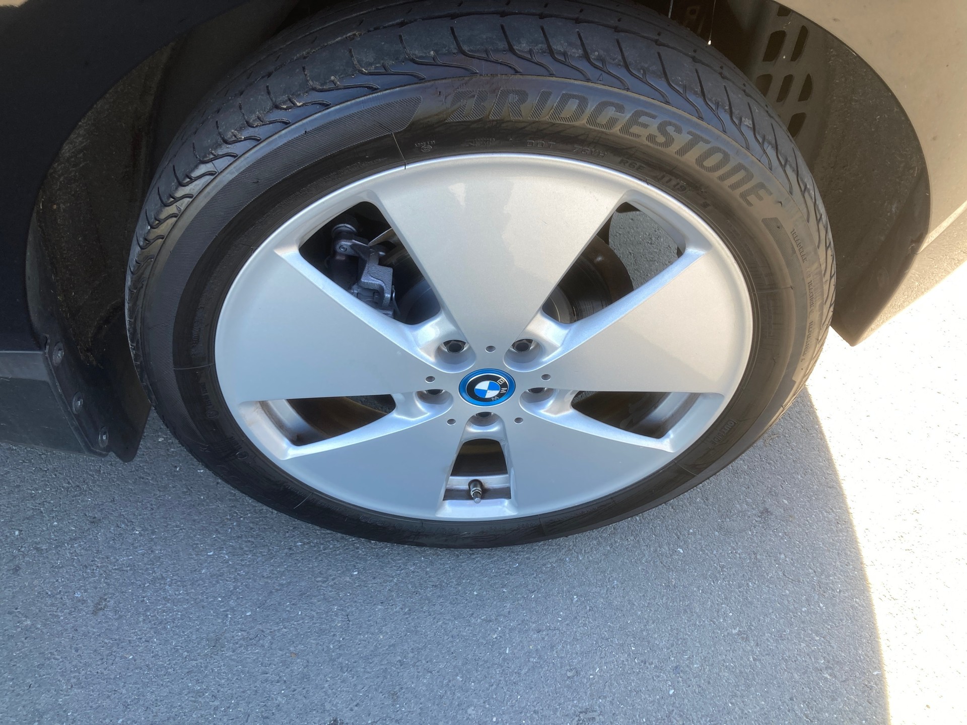 BMW i3 (120Ah)-image-6