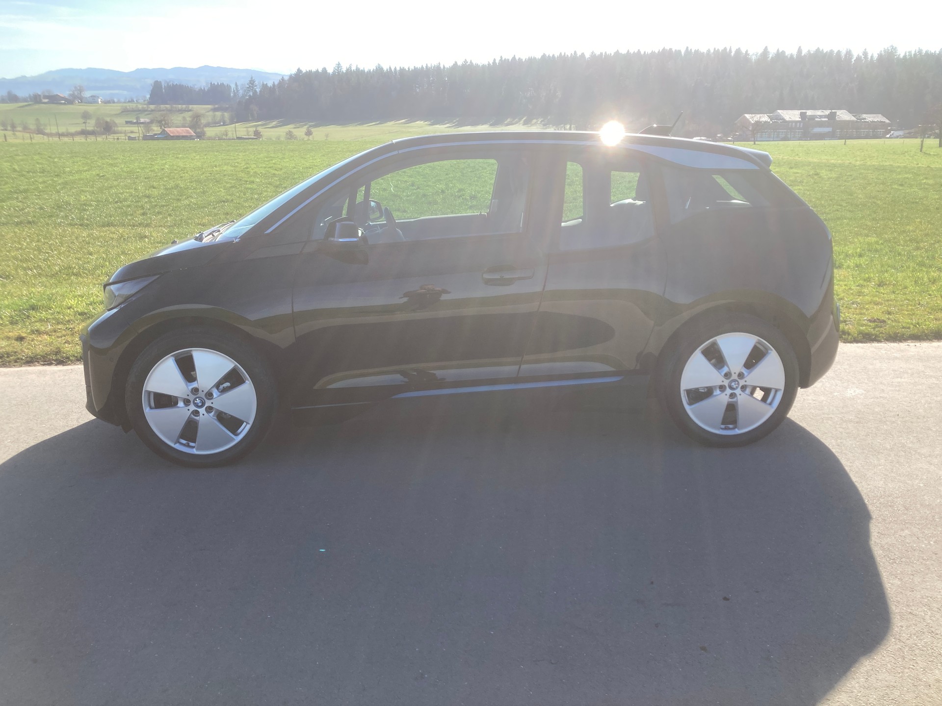 BMW i3 (120Ah)-image-4