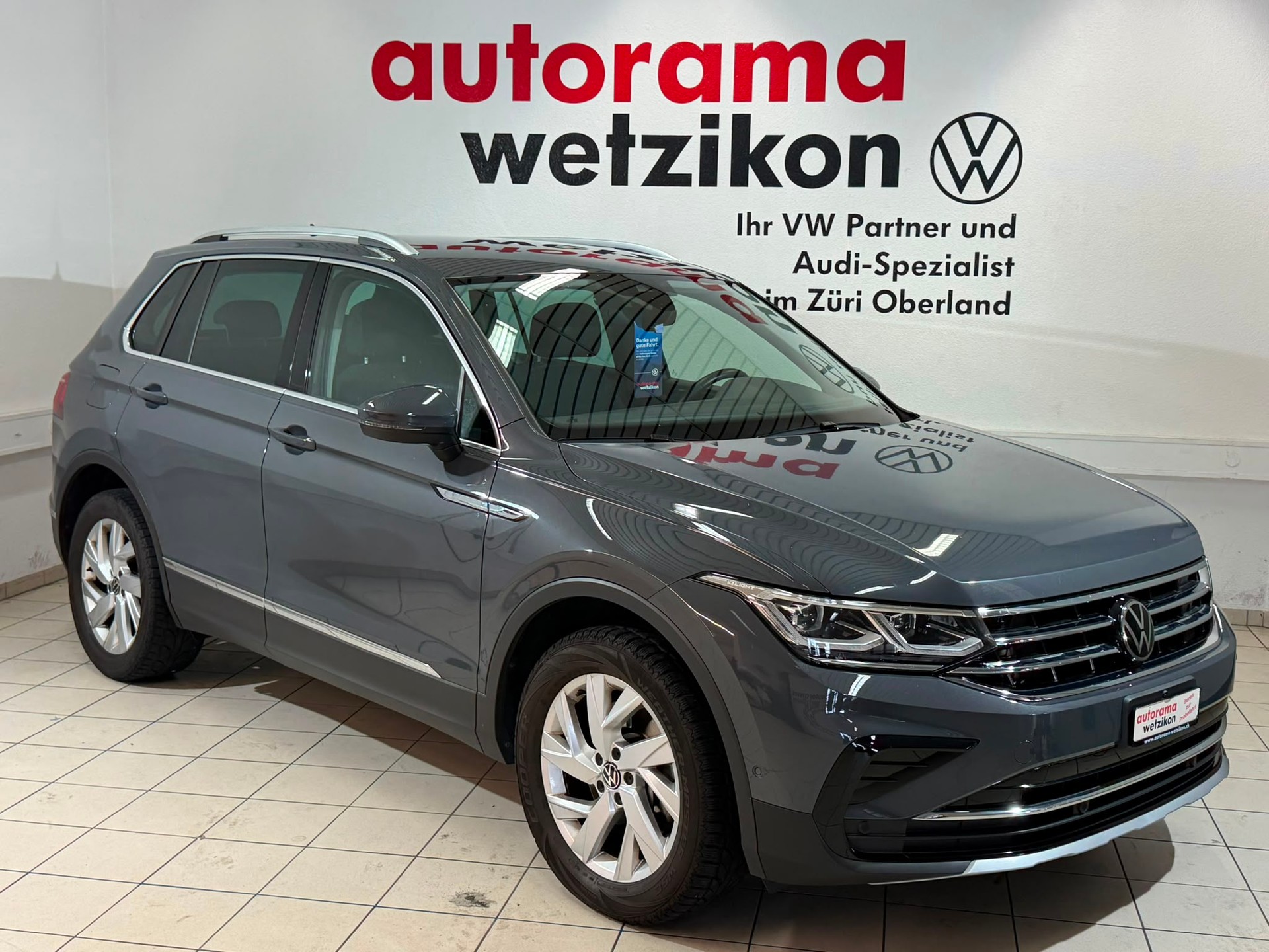 VW Tiguan 2.0TSI Elegance 4Motion DSG-image-0