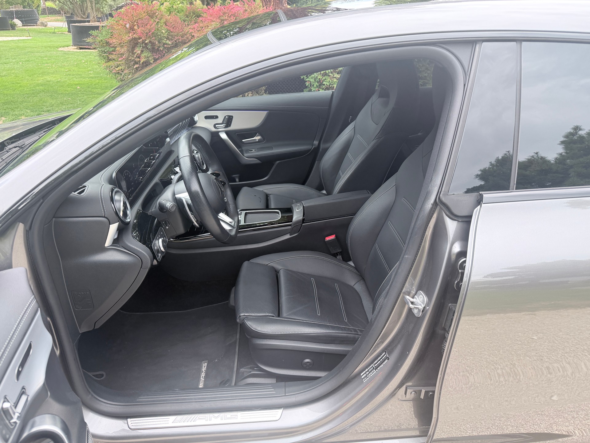 MERCEDES-BENZ CLA Shooting Brake 35 AMG 4Matic 8G-DCT-image-7