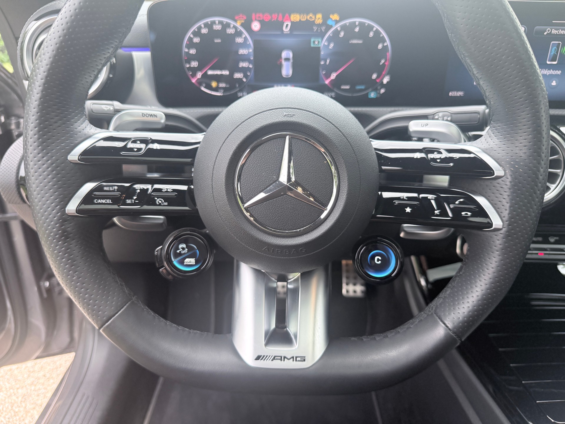 MERCEDES-BENZ CLA Shooting Brake 35 AMG 4Matic 8G-DCT-image-14