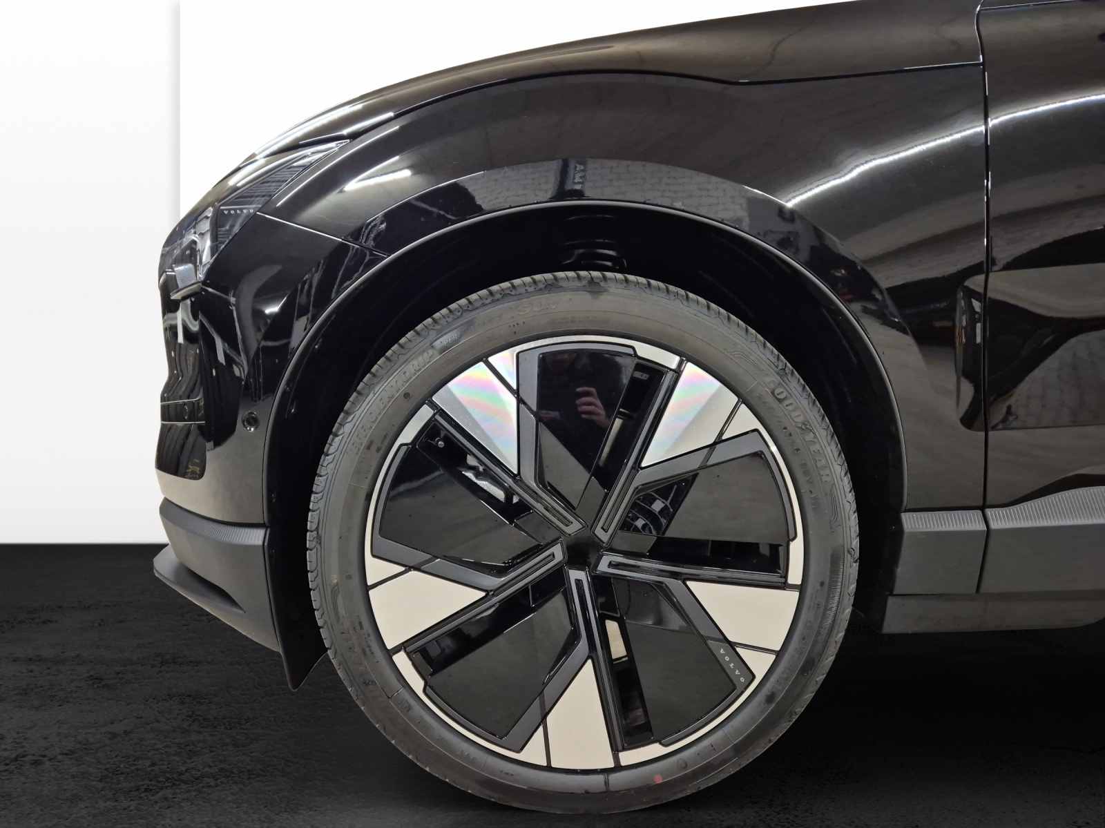 VOLVO EX30 E60 Twin Ultra Performance AWD-image-15
