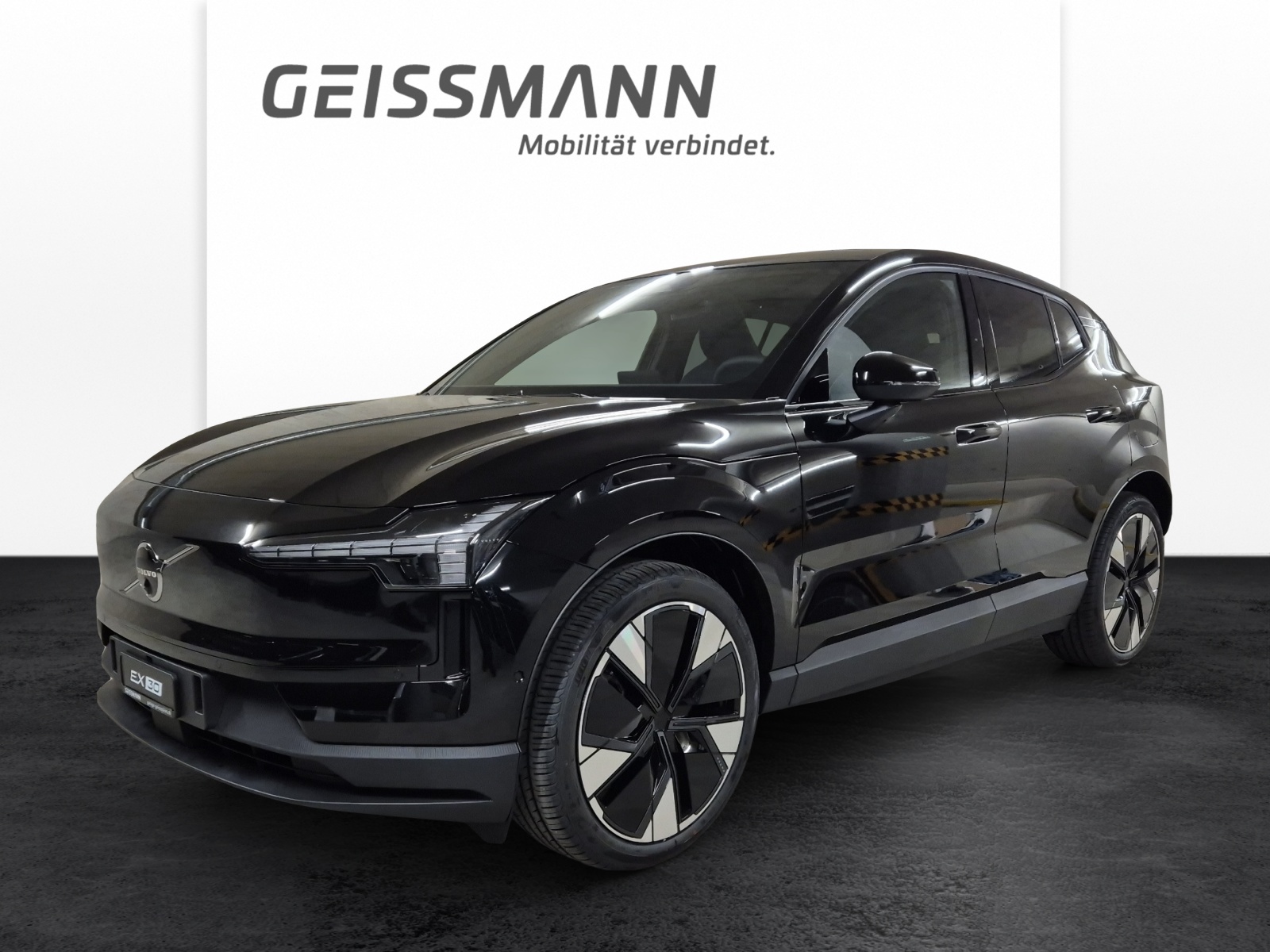 VOLVO EX30 E60 Twin Ultra Performance AWD-image-0