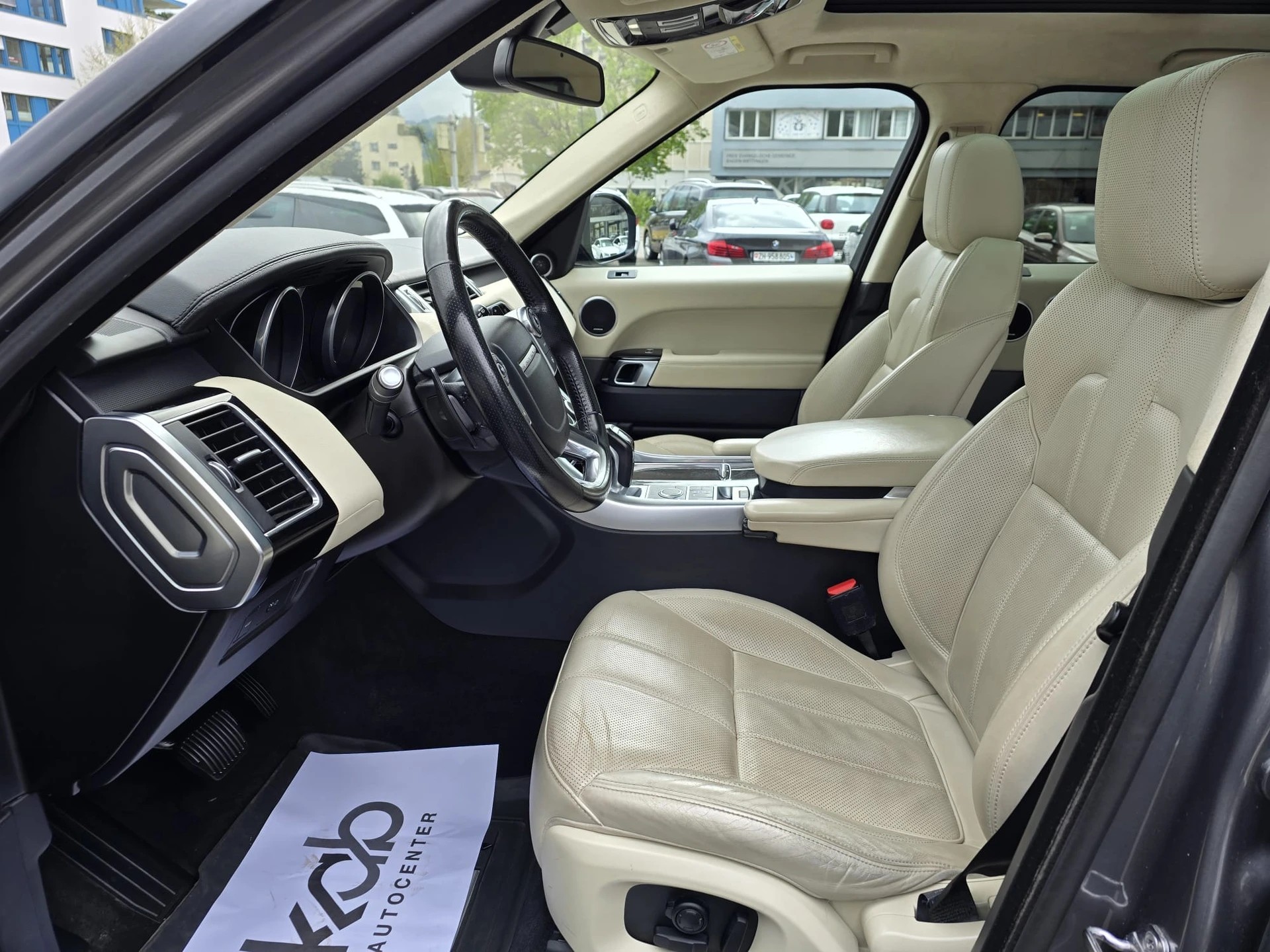 LAND ROVER Range Rover Sport 3.0 SDV6 HSE Automatic-image-12