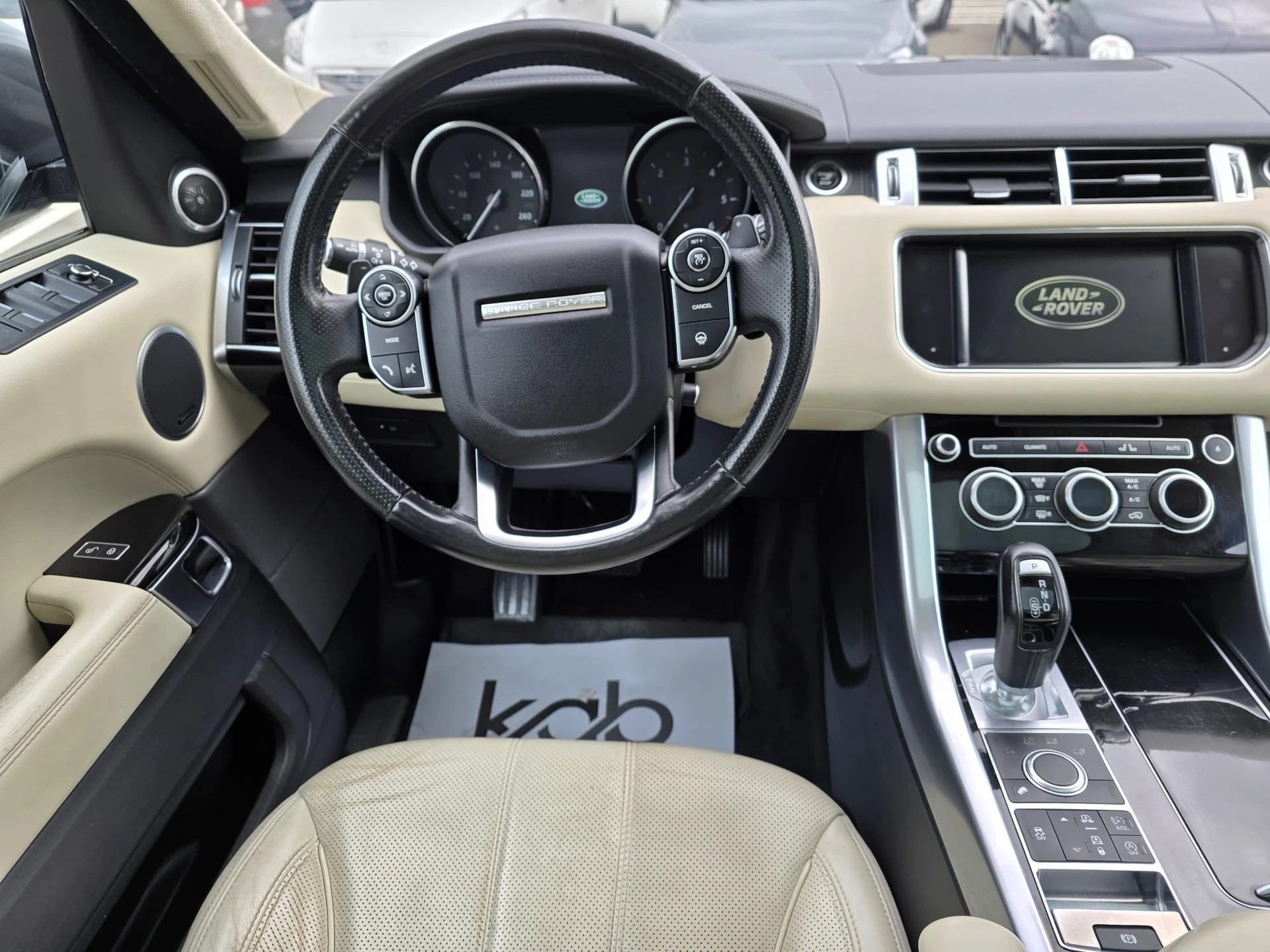 LAND ROVER Range Rover Sport 3.0 SDV6 HSE Automatic-image-9