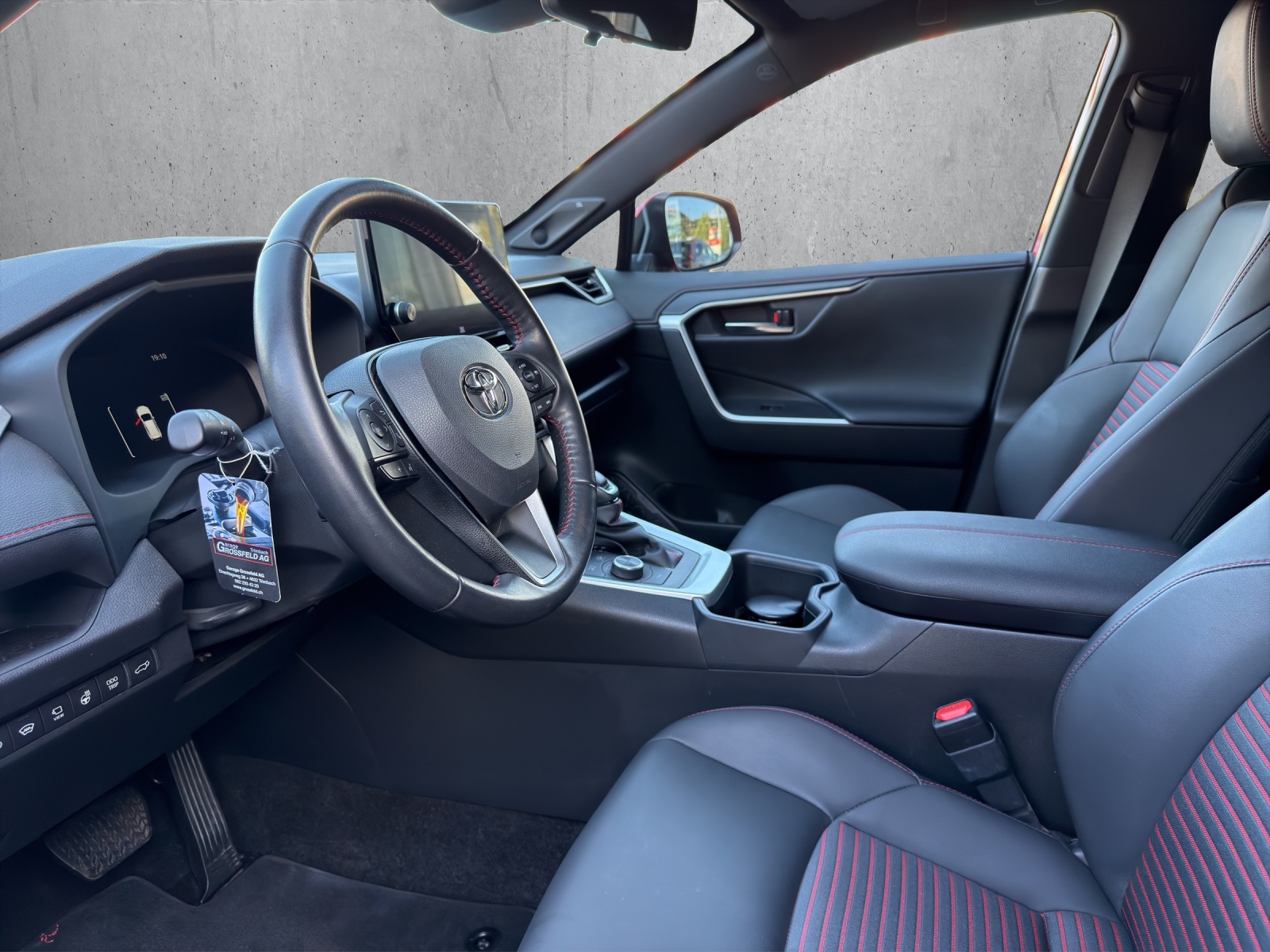 TOYOTA RAV4 2.5 Plug-In-Hybrid Premium-image-8
