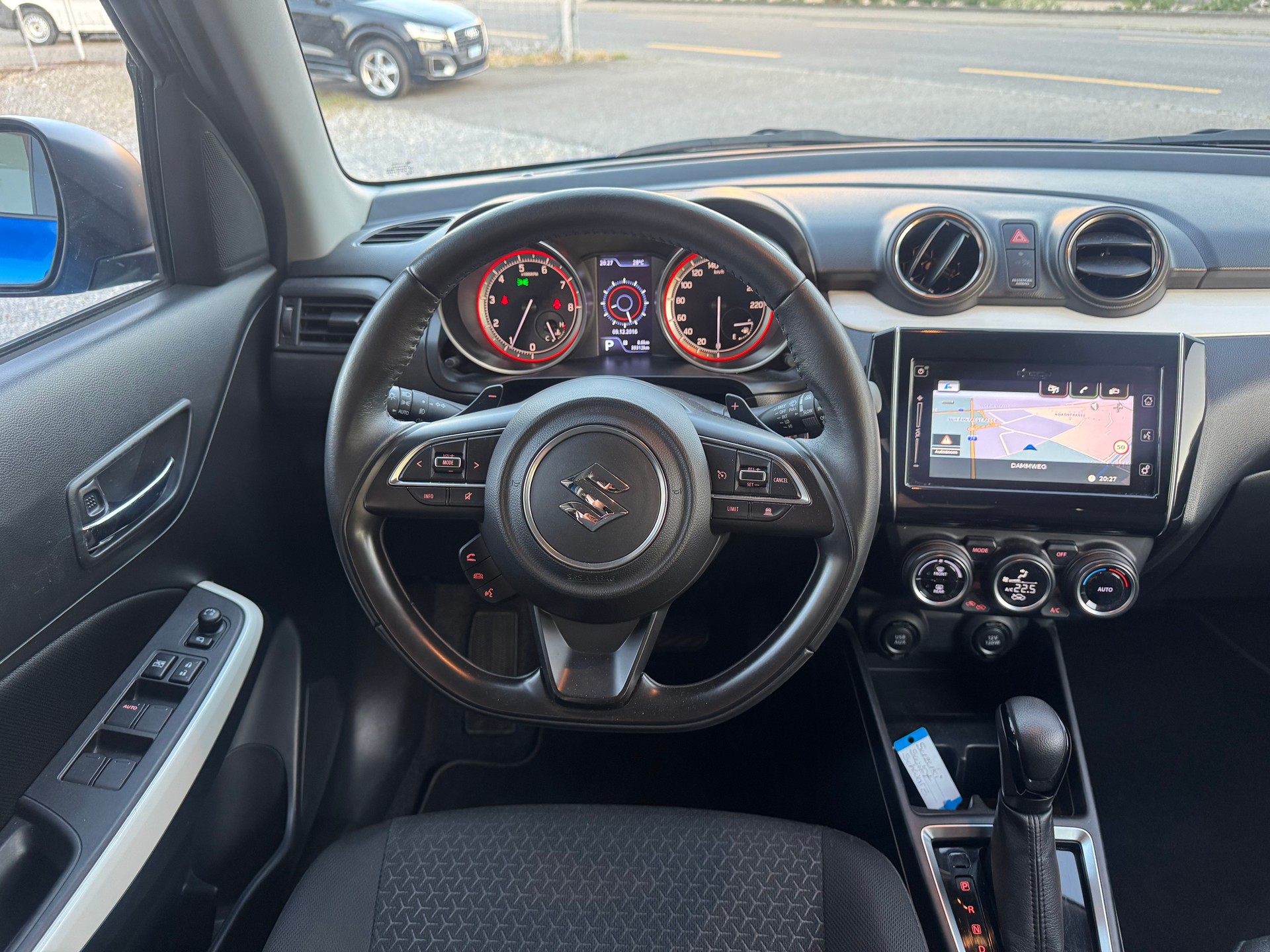 SUZUKI Swift 1.0 12V Sergio Cellano Top Automatic-image-9