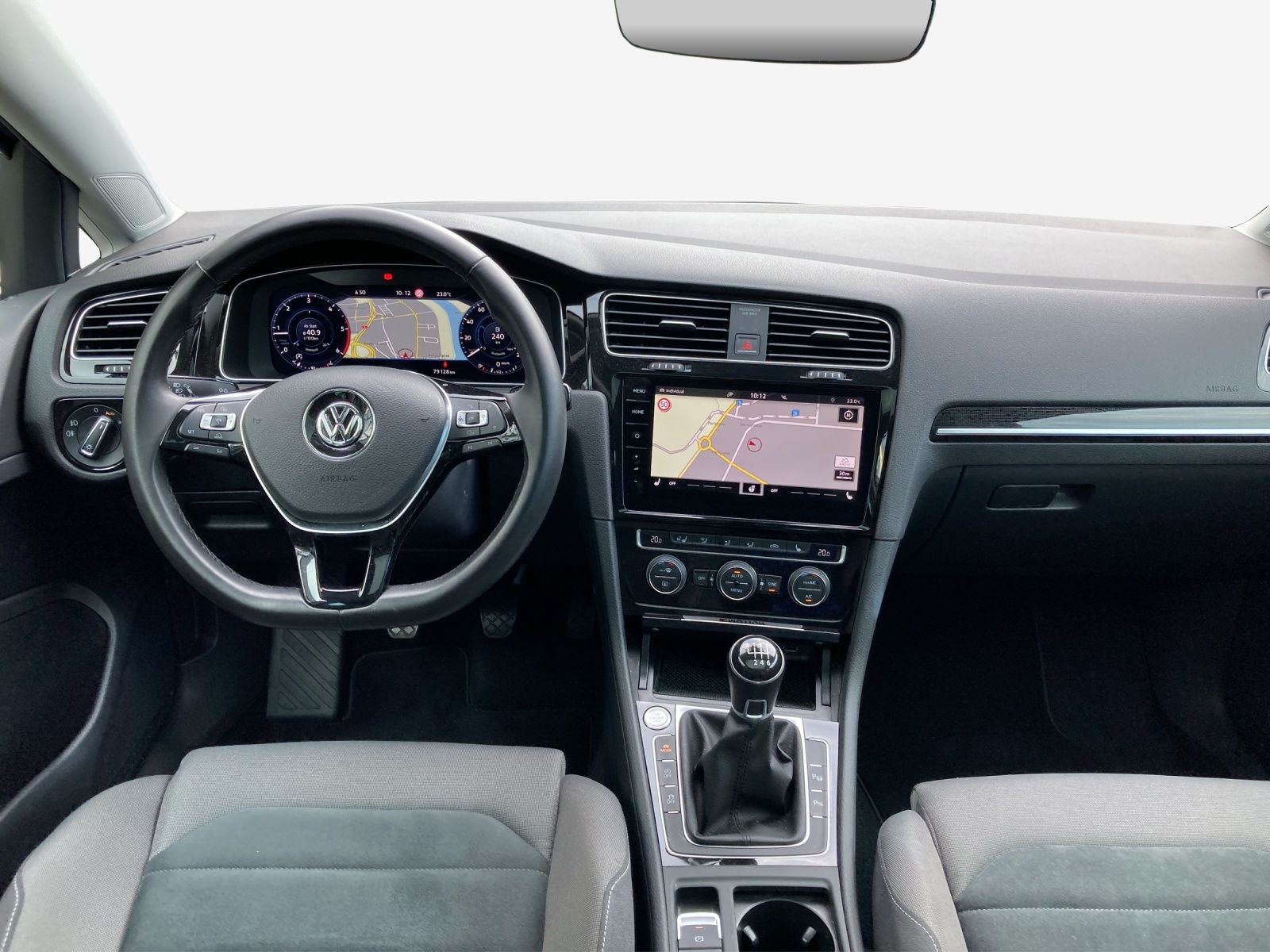 VW Golf 2.0 TDI Highline 4Motion-image-8
