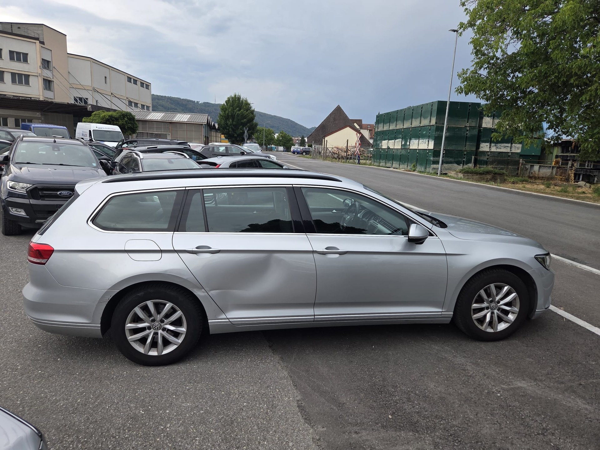 VW Passat Variant 2.0 TDI BMT Comfortline DSG-image-5
