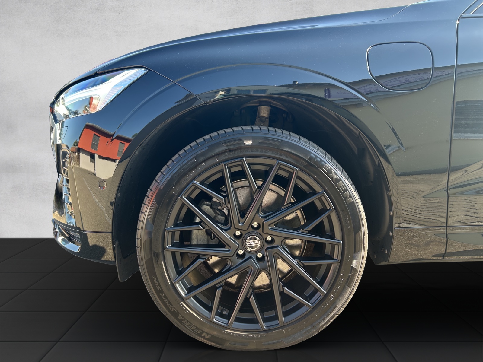 VOLVO XC60 T8 eAWD PluginHybrid Ultimate Dark Geartronic-image-8
