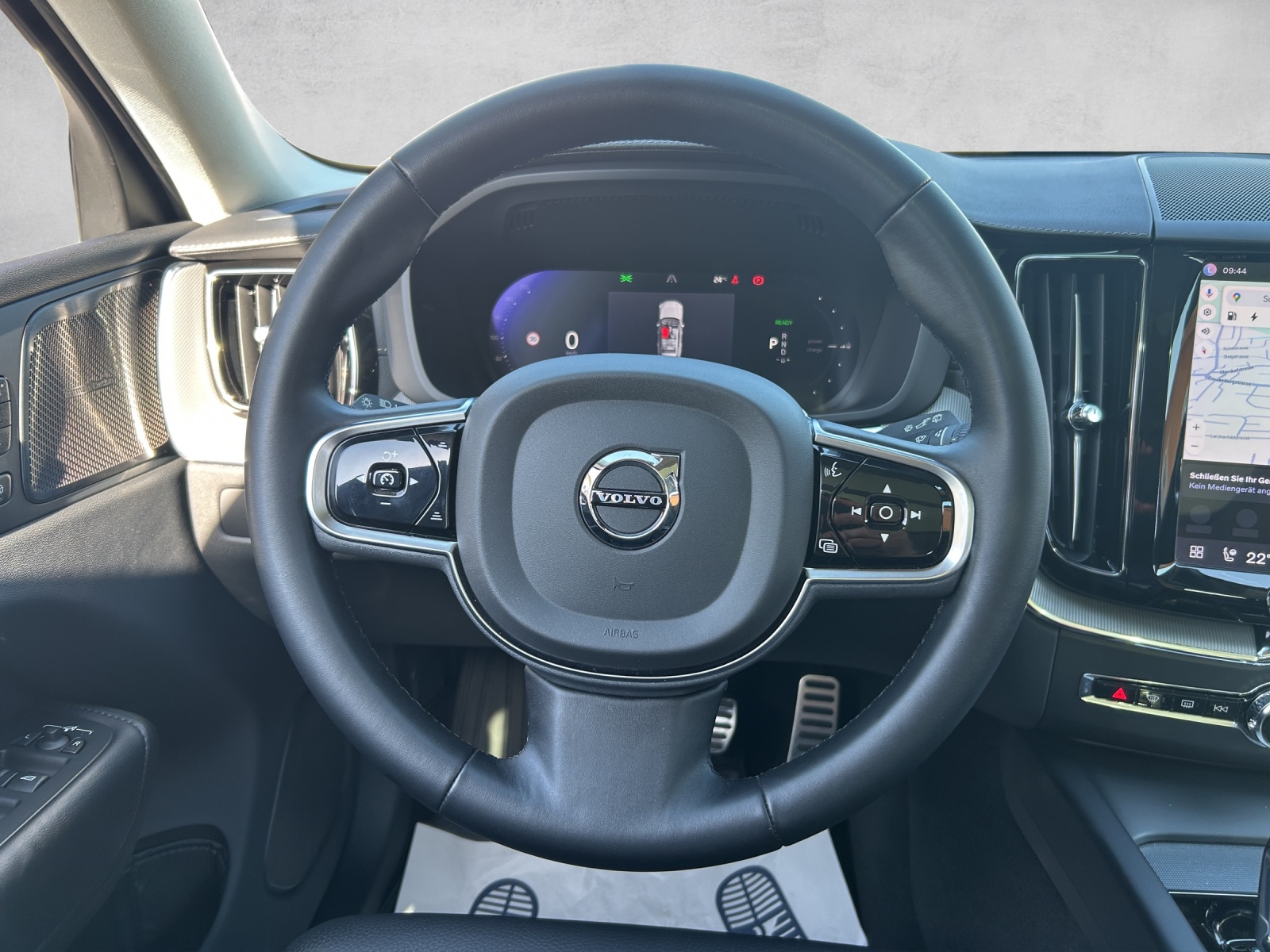 VOLVO XC60 T8 eAWD PluginHybrid Ultimate Dark Geartronic-image-15