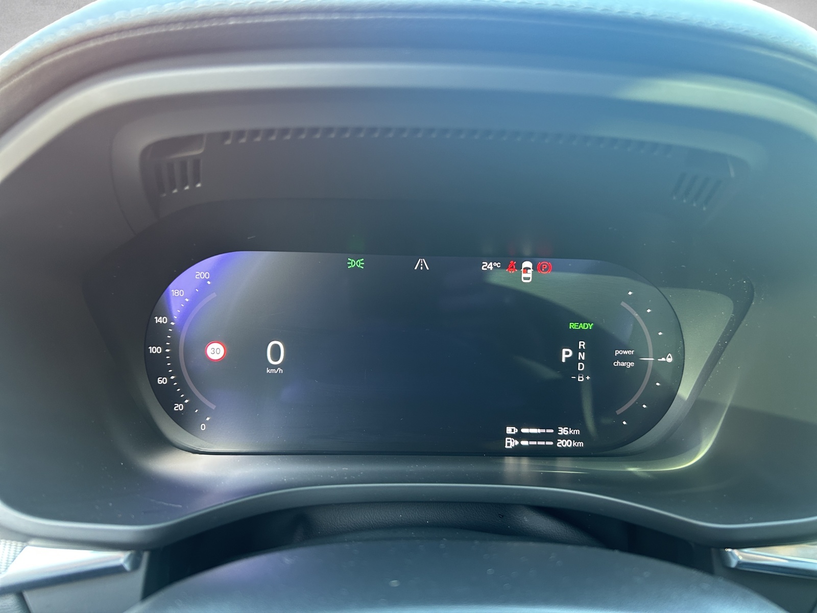 VOLVO XC60 T8 eAWD PluginHybrid Ultimate Dark Geartronic-image-16