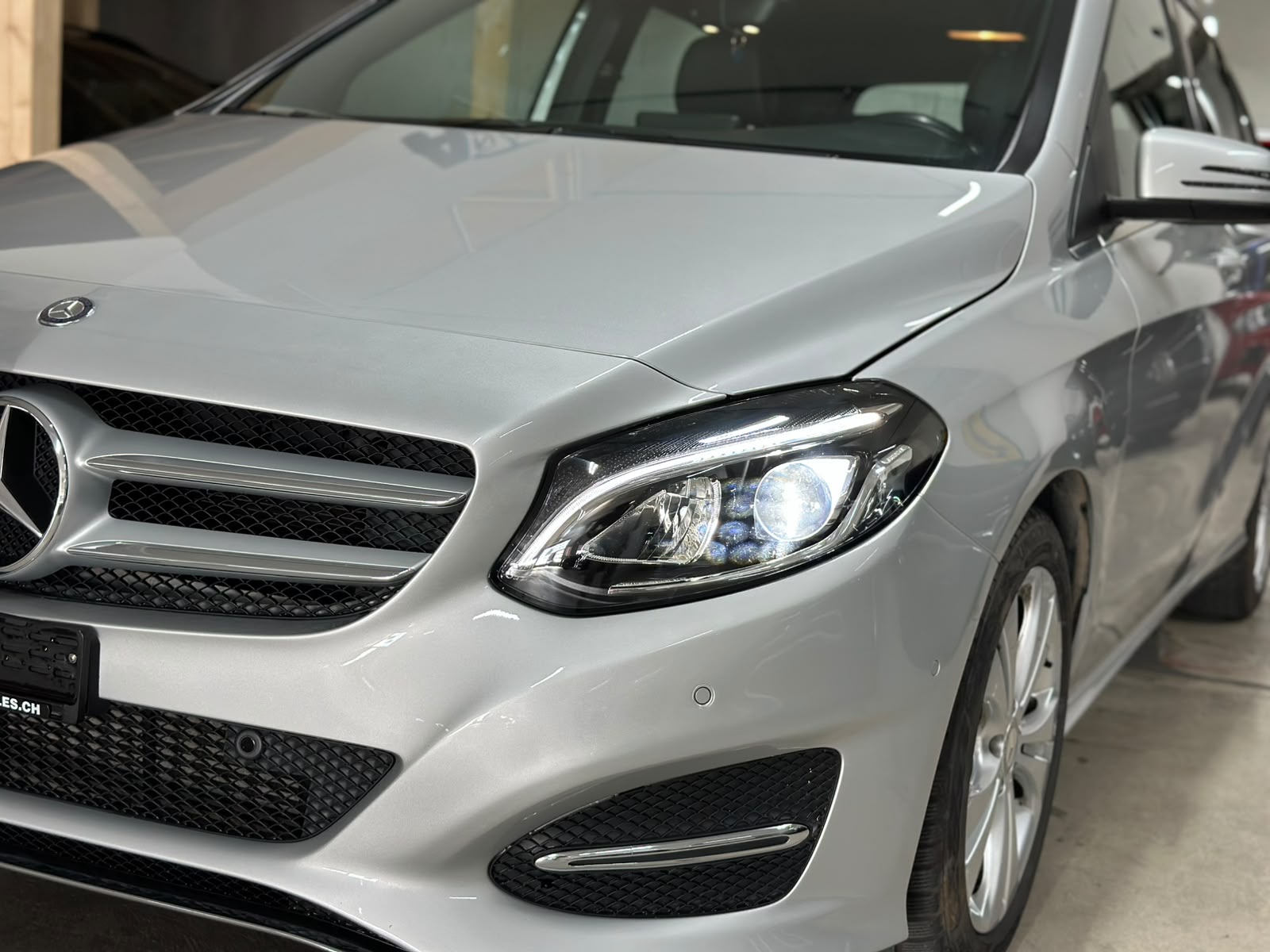 MERCEDES-BENZ B 200 7G-DCT-image-7