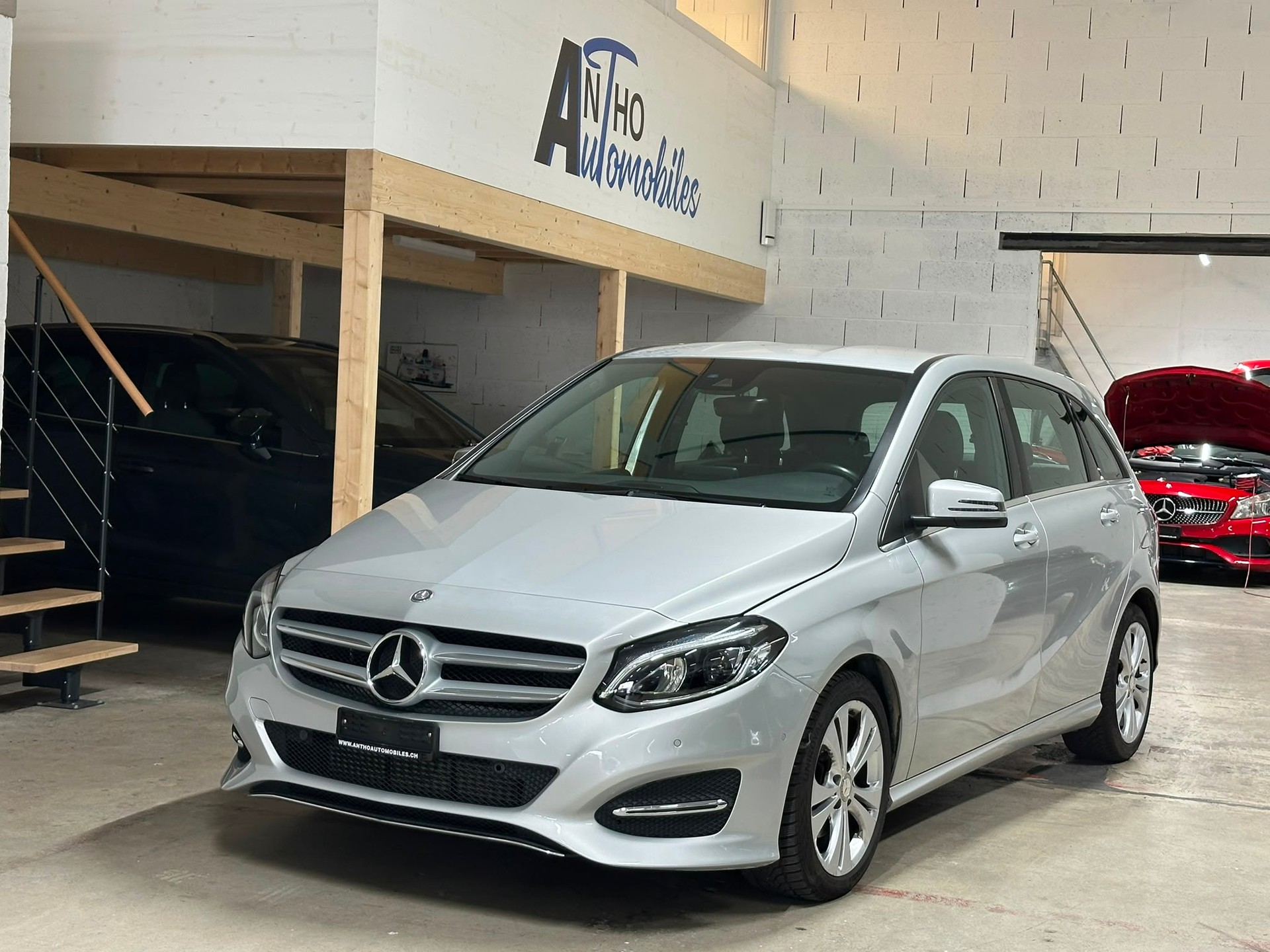 MERCEDES-BENZ B 200 7G-DCT-image-0