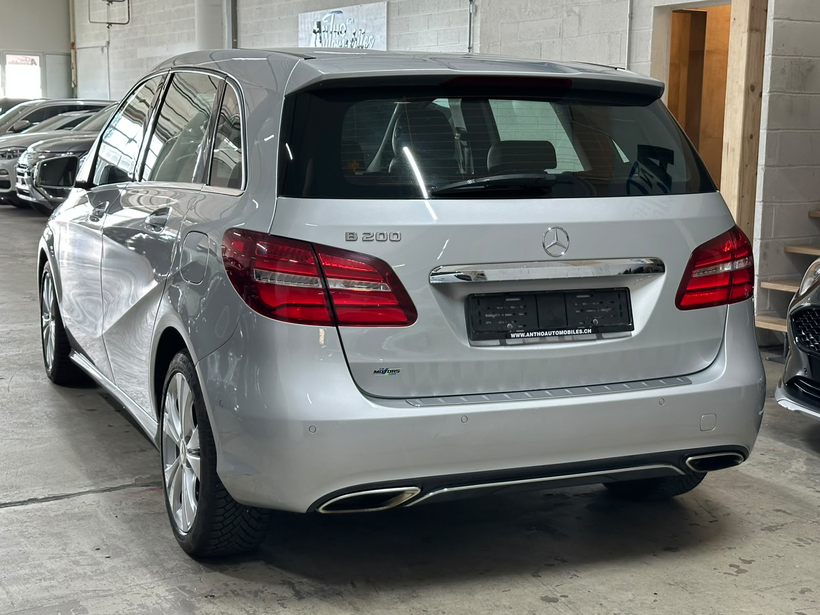 MERCEDES-BENZ B 200 7G-DCT-image-3