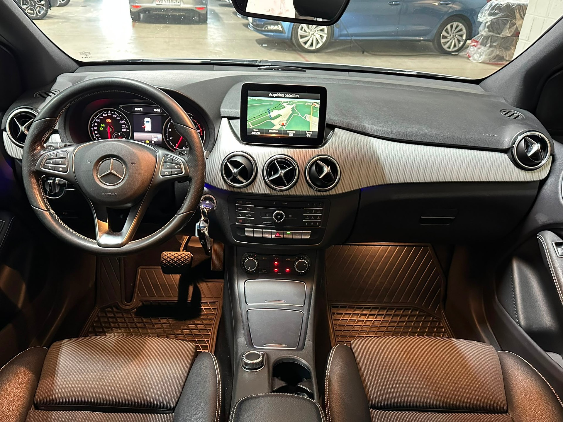 MERCEDES-BENZ B 200 7G-DCT-image-8