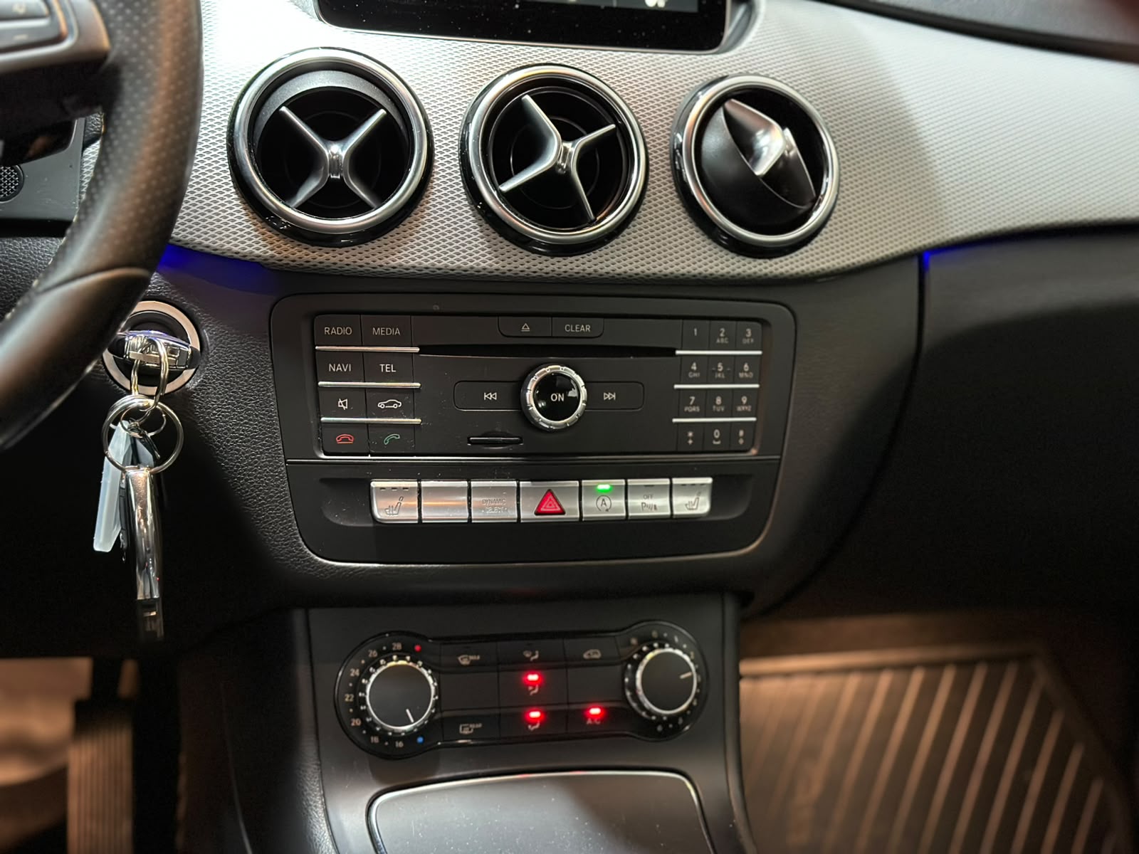 MERCEDES-BENZ B 200 7G-DCT-image-14