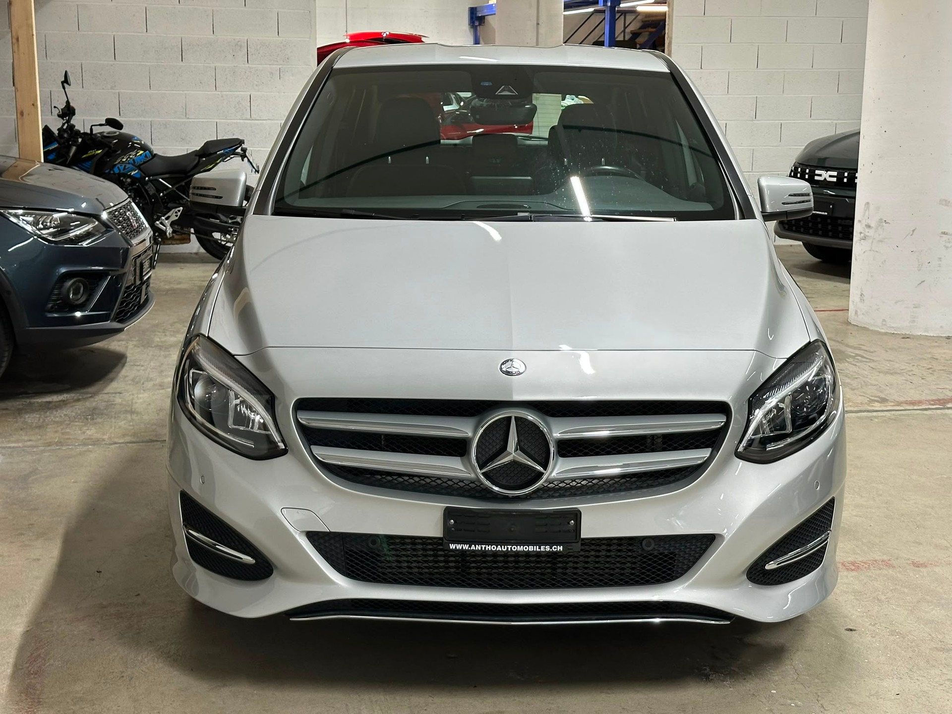 MERCEDES-BENZ B 200 7G-DCT-image-1