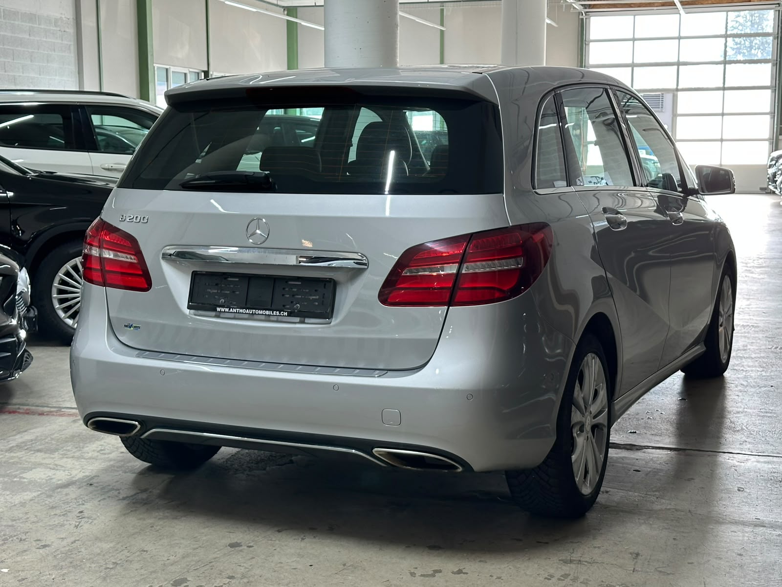 MERCEDES-BENZ B 200 7G-DCT-image-4