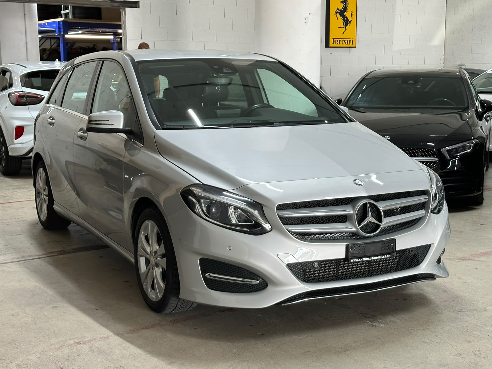 MERCEDES-BENZ B 200 7G-DCT-image-2