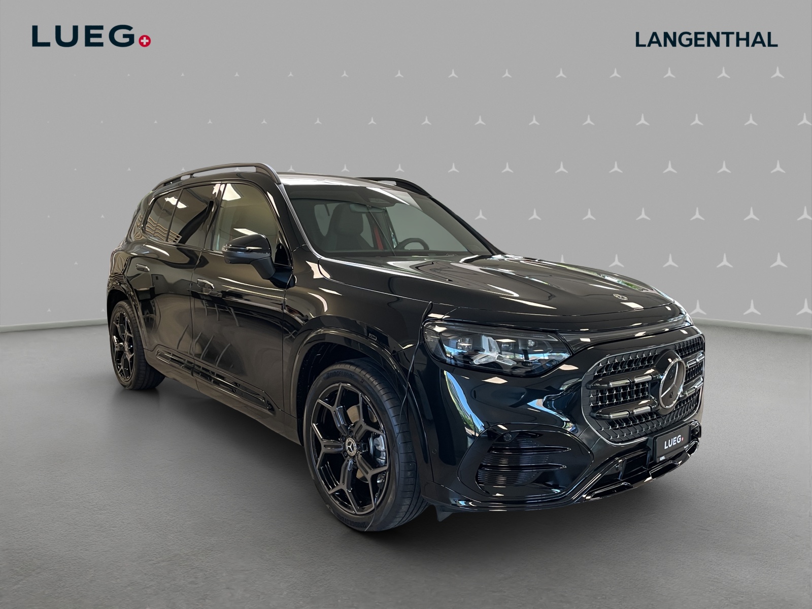 MERCEDES-BENZ GLB 200 4Matic 8G-Tronic-image-4